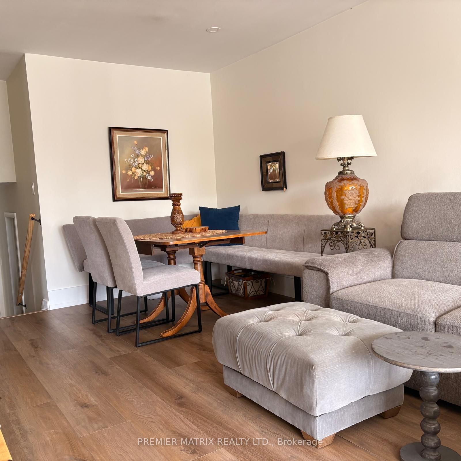 19 Beckenham Court, Toronto, ON M9C 3K8 photo 5