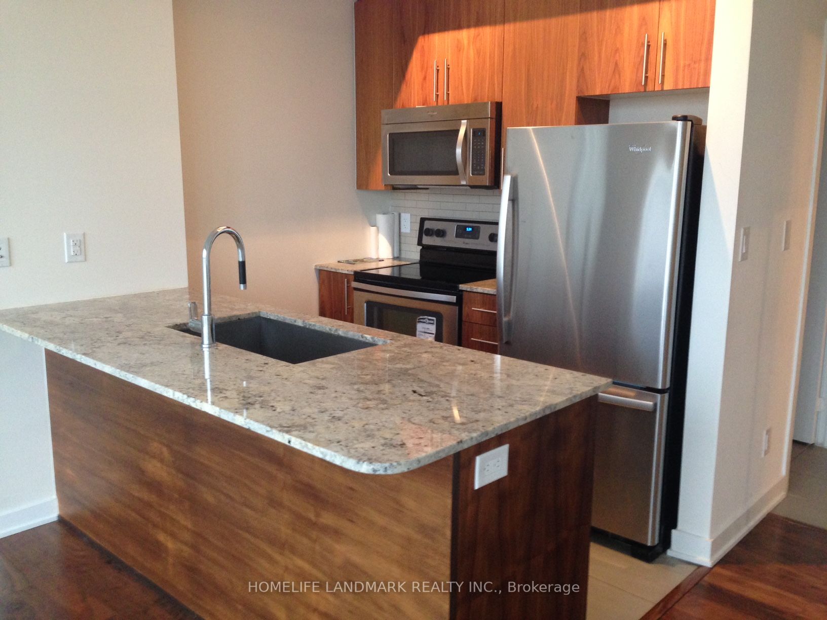 4099 Brickstone Mews 507, Mississauga, ON L5B 0G2 photo 2