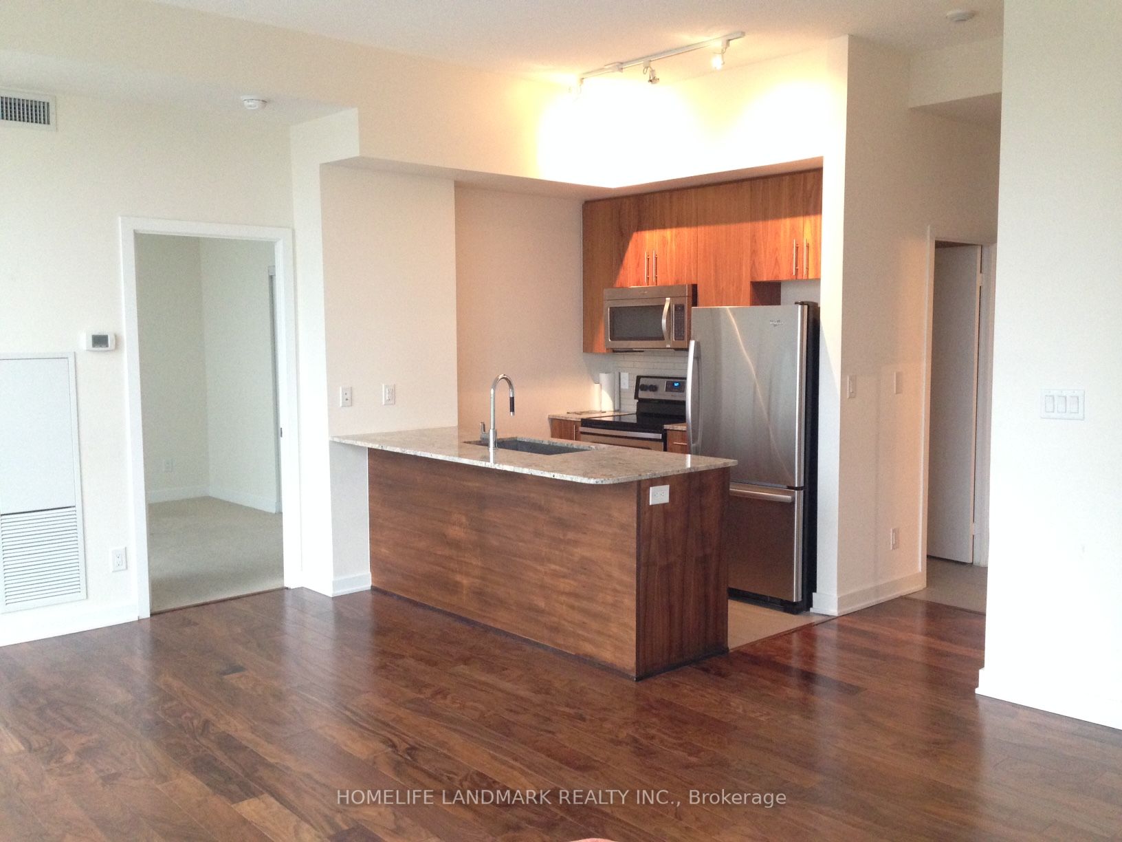 4099 Brickstone Mews 507, Mississauga, ON L5B 0G2 photo 5