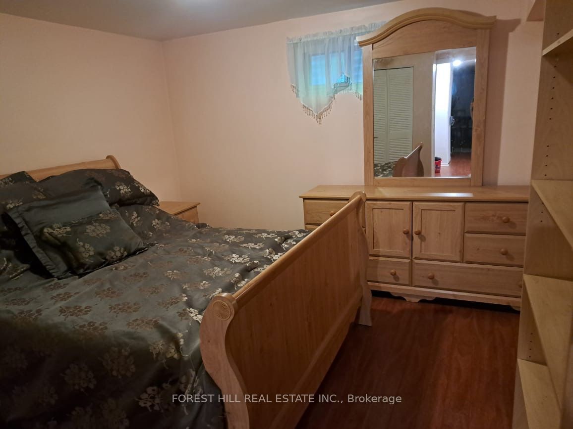 1706 Blackbird Drive BSMT, Mississauga, ON L4X 1M8 photo 5