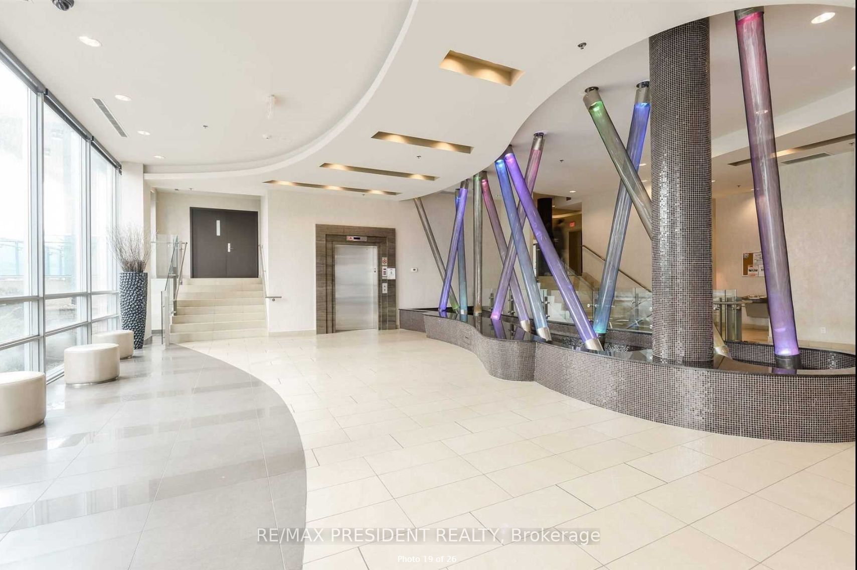 90 Absolute Avenue 1605, Mississauga, ON L4Z 0A3 photo 2