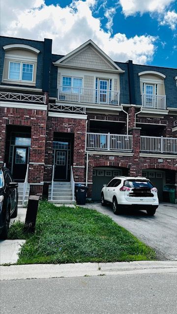144 Inspire Boulevard, Brampton, ON L6R 3X7 photo 2