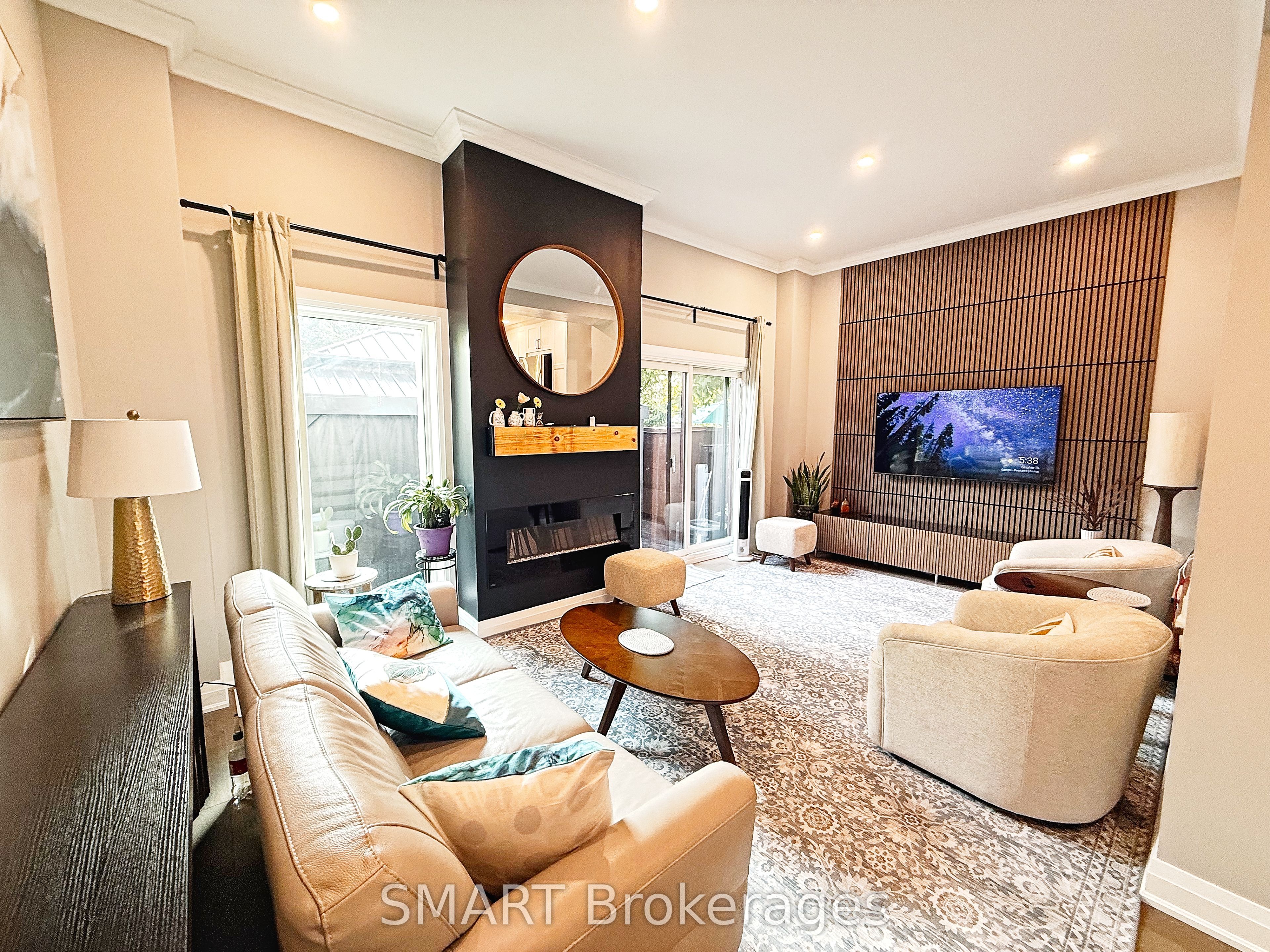 6679 Shelter Bay Road 19, Mississauga, ON L5N 2A2 photo 5