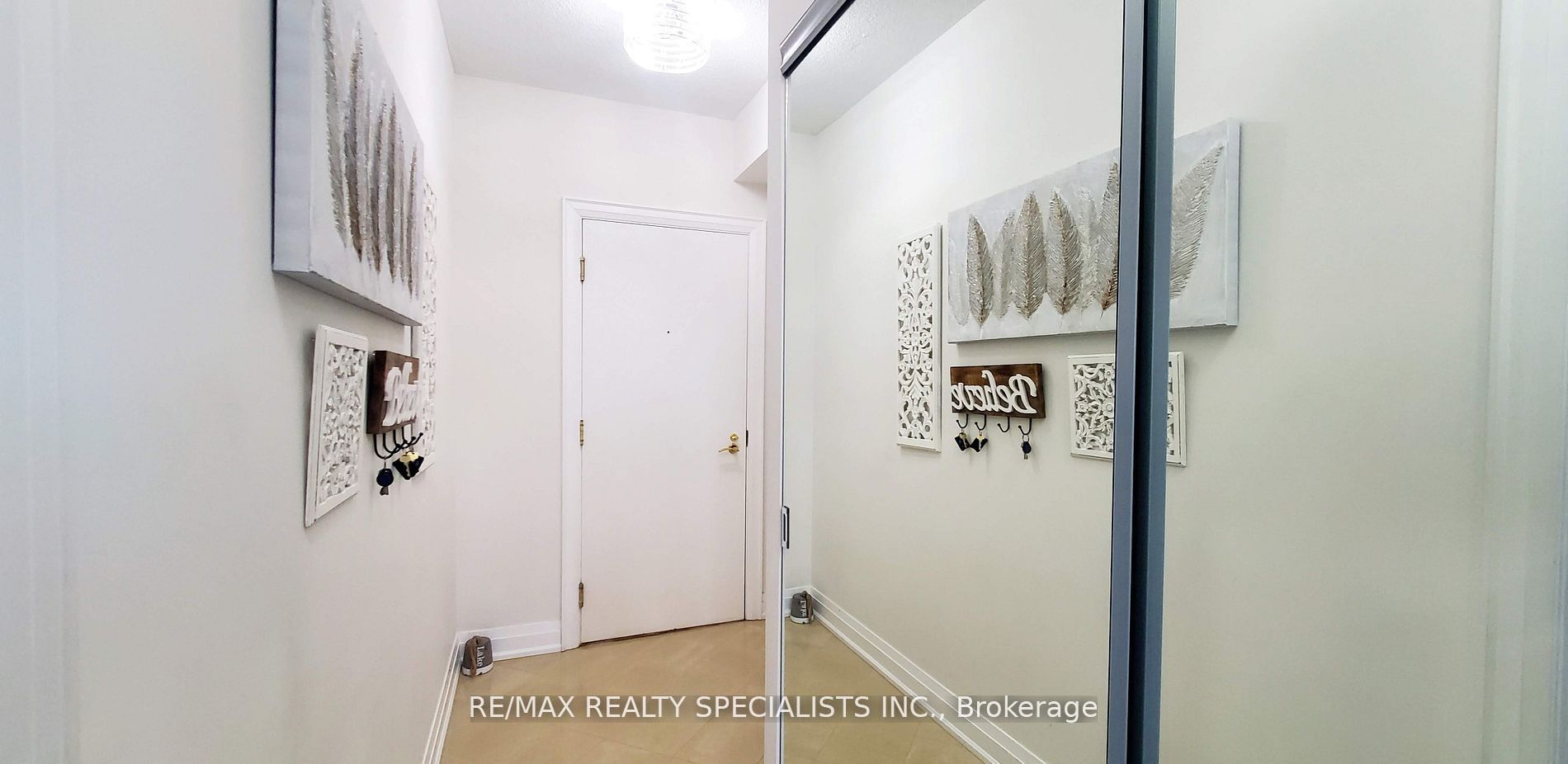 2083 Lake Shore Boulevard W 1114, Toronto, ON M8V 2Z6 photo 3