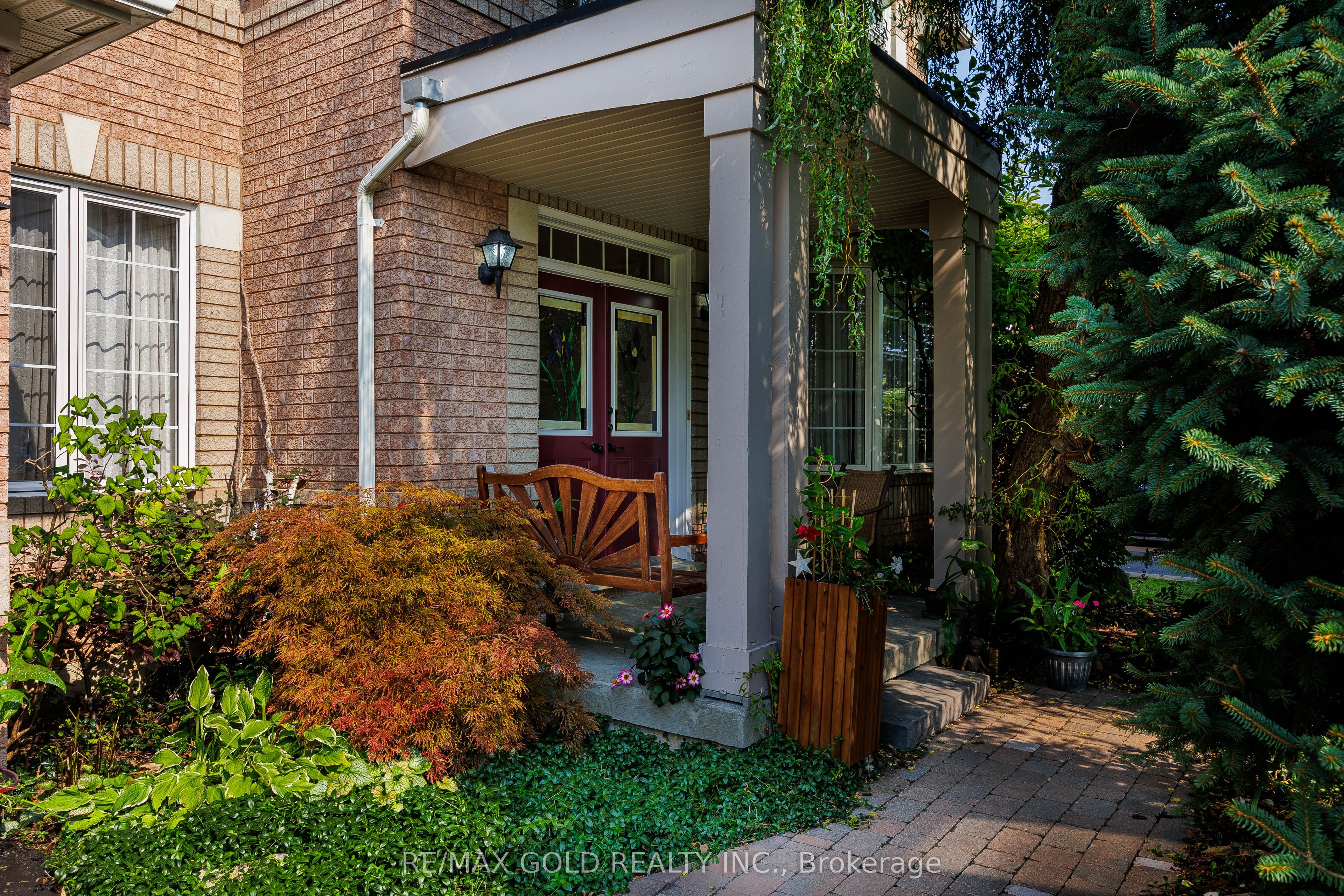 40 Maldives Crescent, Brampton, ON L6P 1L3 photo 5