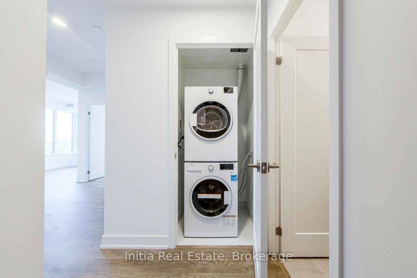 5105 Hurontario Street N 808, Mississauga, ON L4Z 0C9 photo 5