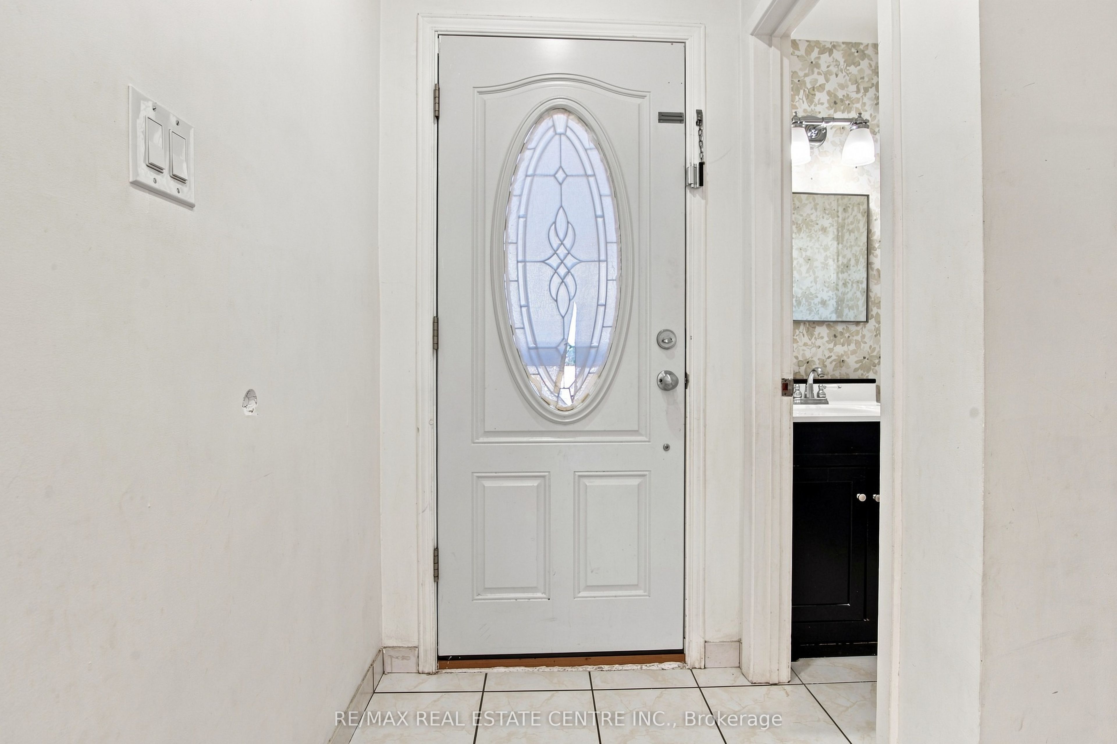 44 Franklin Court 49, Brampton, ON L6T 3Z1 photo 3