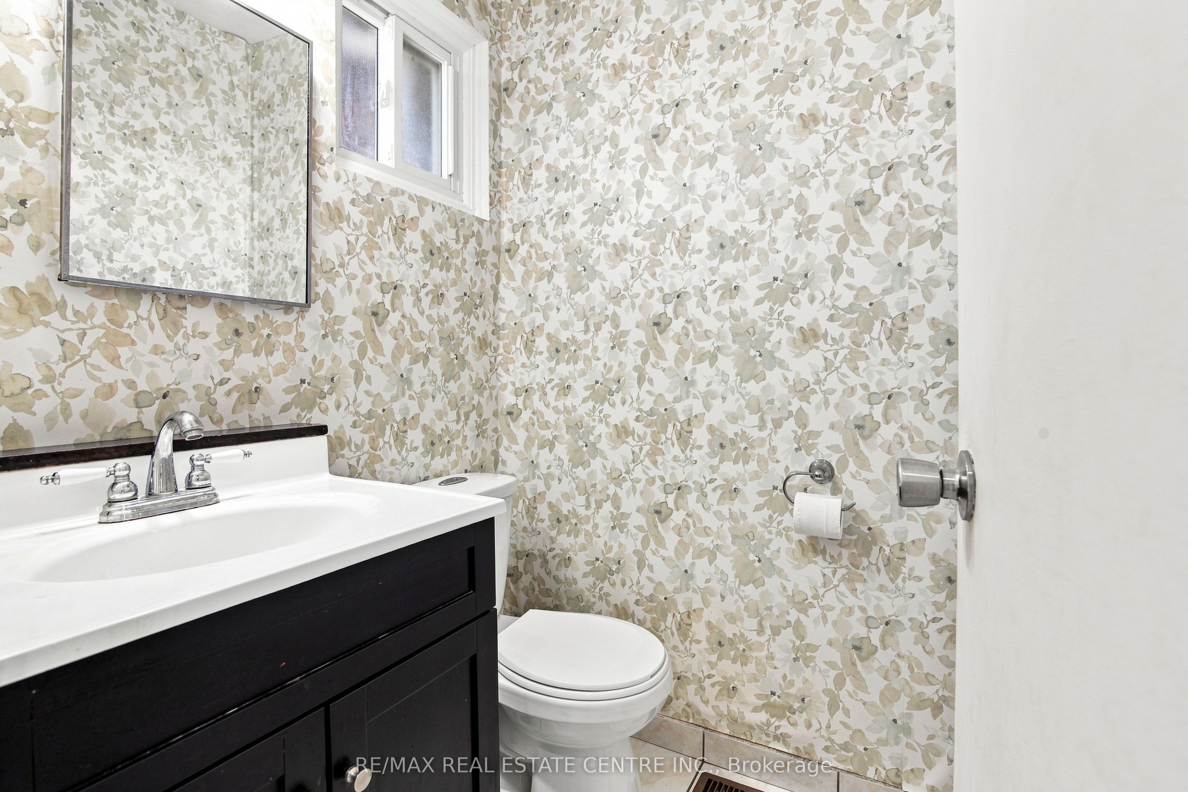 44 Franklin Court 49, Brampton, ON L6T 3Z1 photo 4