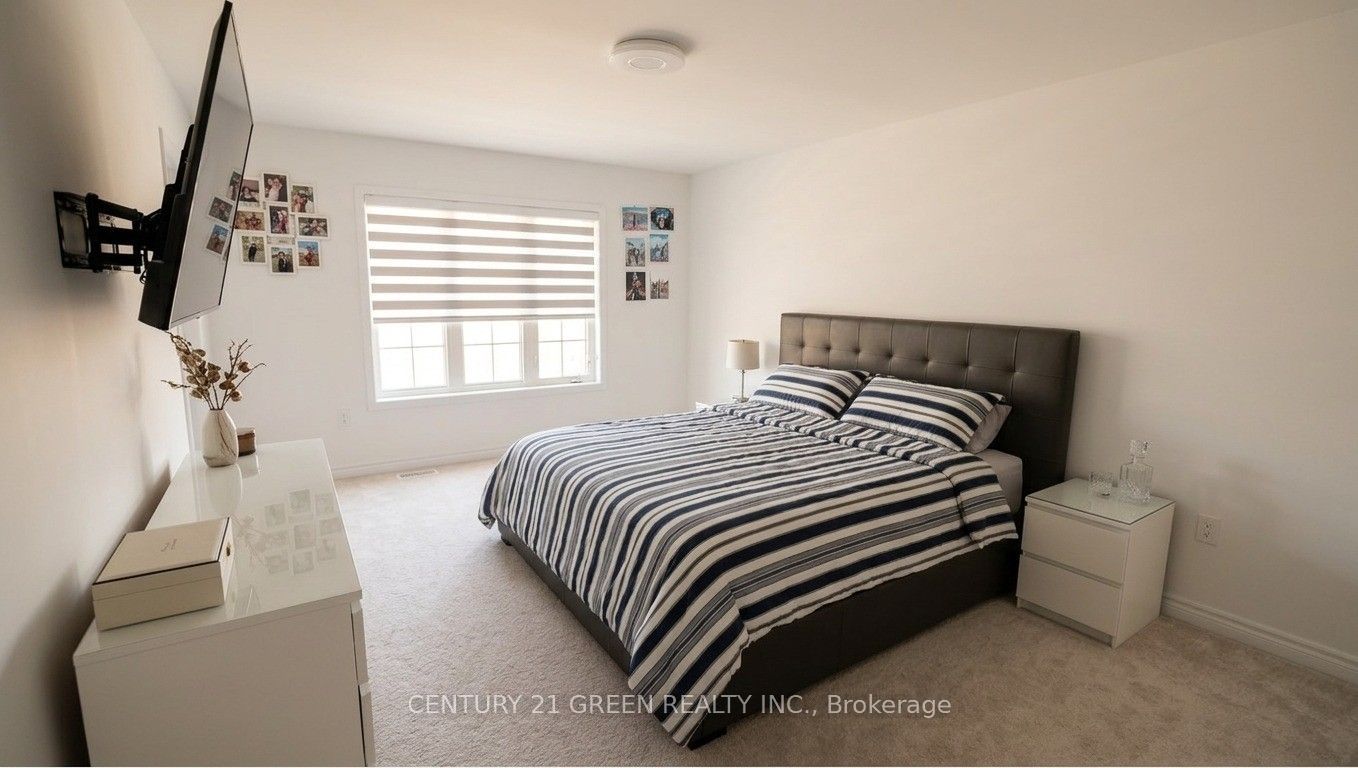 1549 Cranberry Crescent, Milton, ON L9E 1P5 photo 2