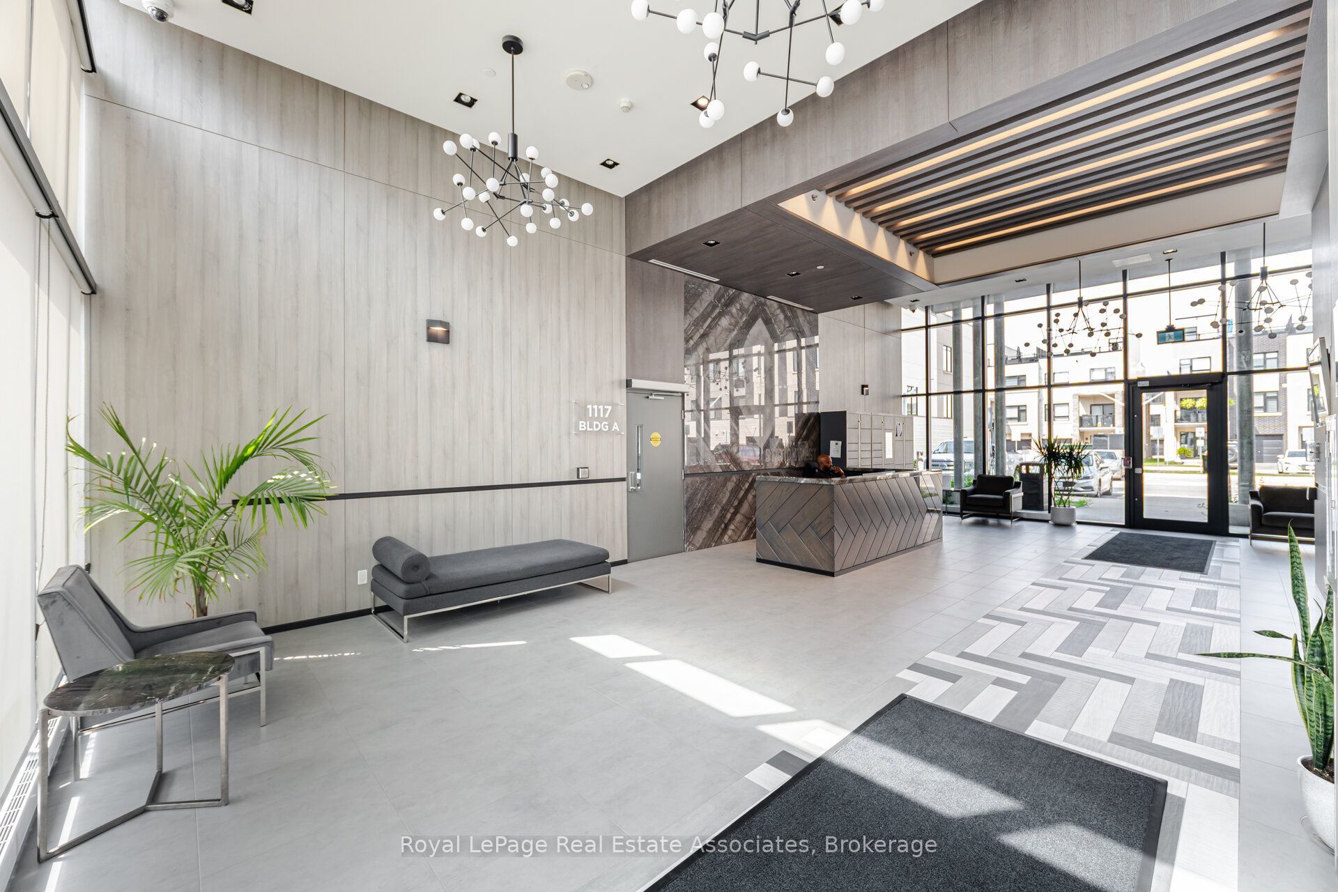 1119 COOKE Boulevard B327, Burlington, ON L7T 0C7 photo 4