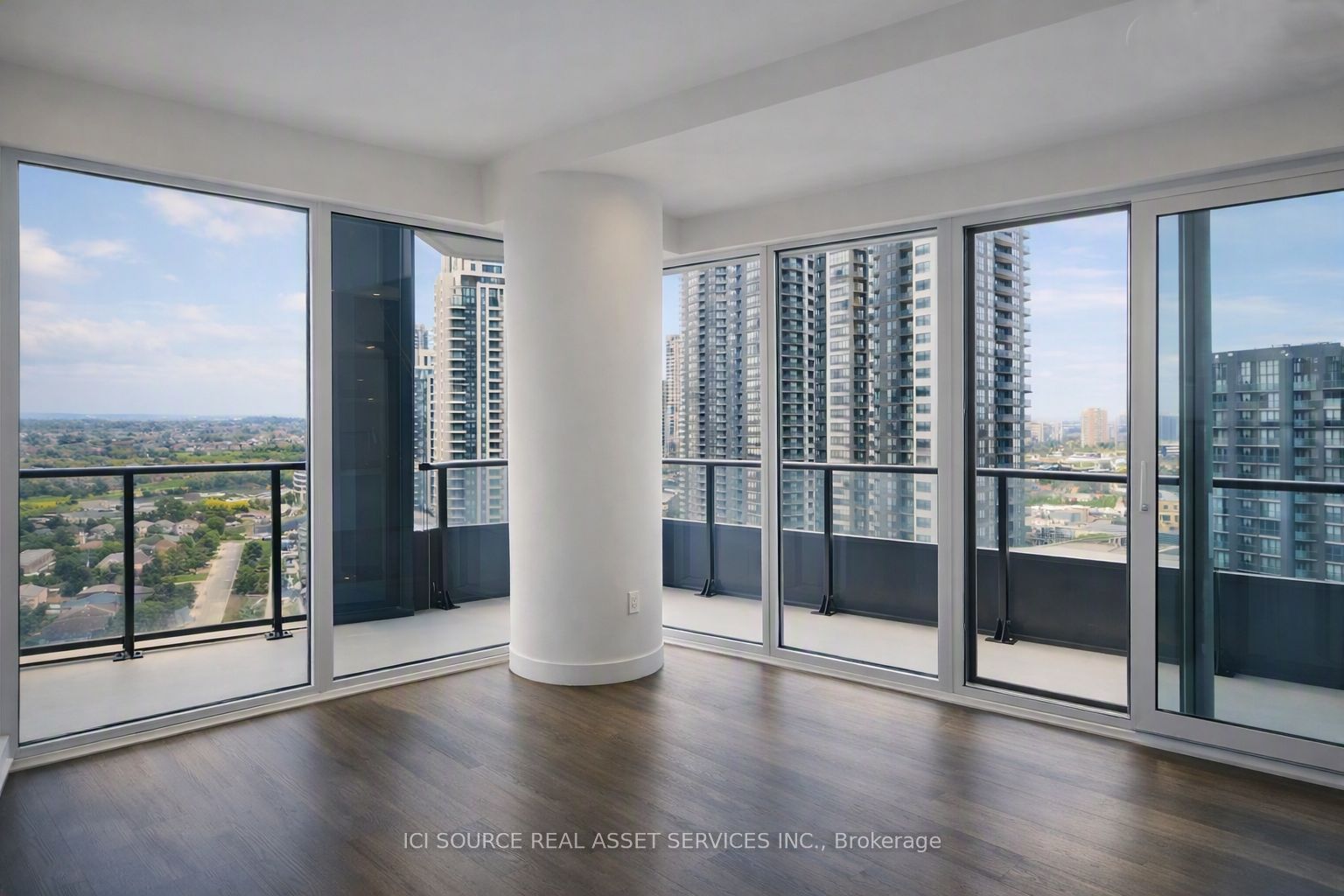 448 Burnhamthorpe Road 1804, Mississauga, ON L5B 0R4 photo 2