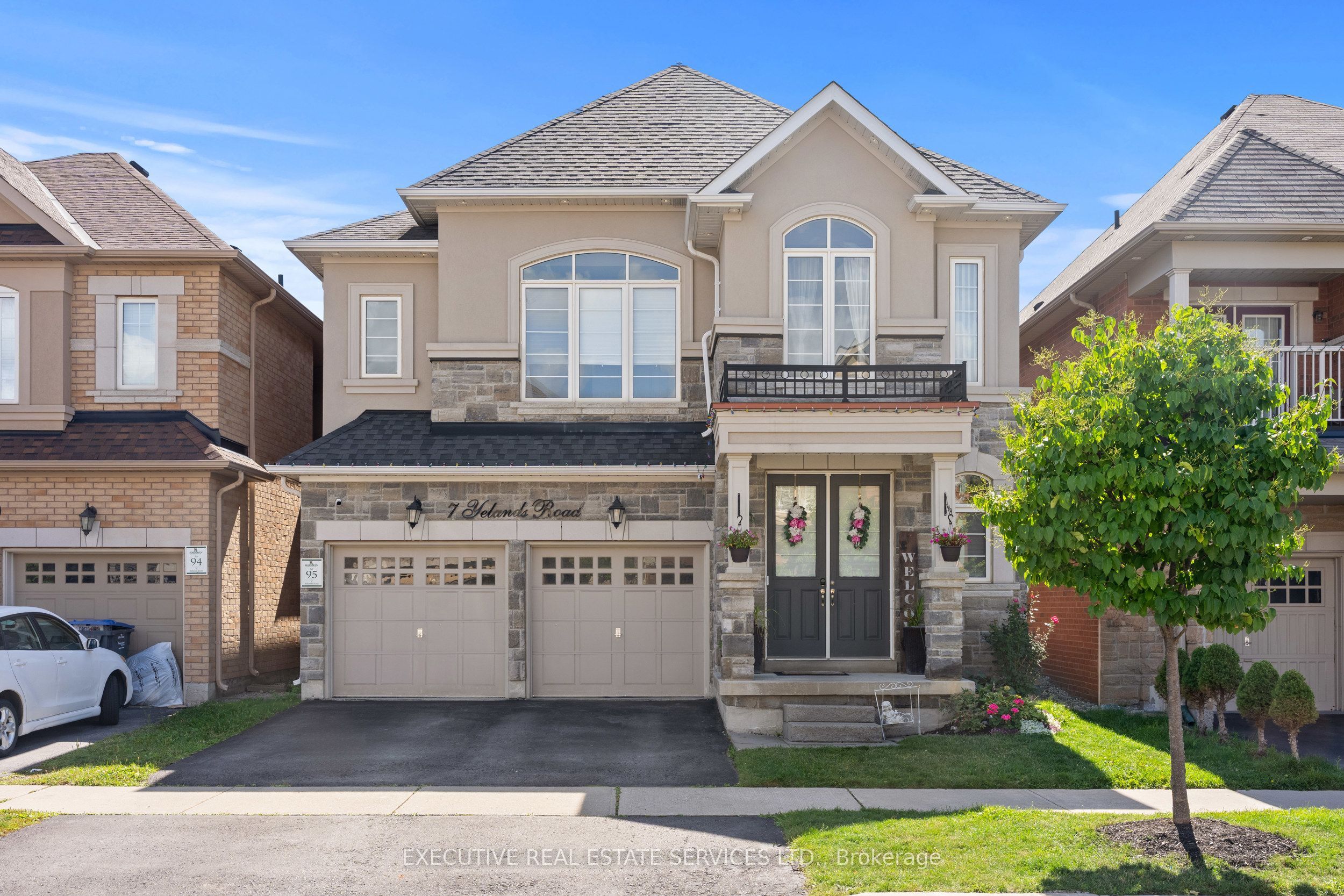 7 Yelands Road, Brampton, ON L7A 3Z8 photo 2