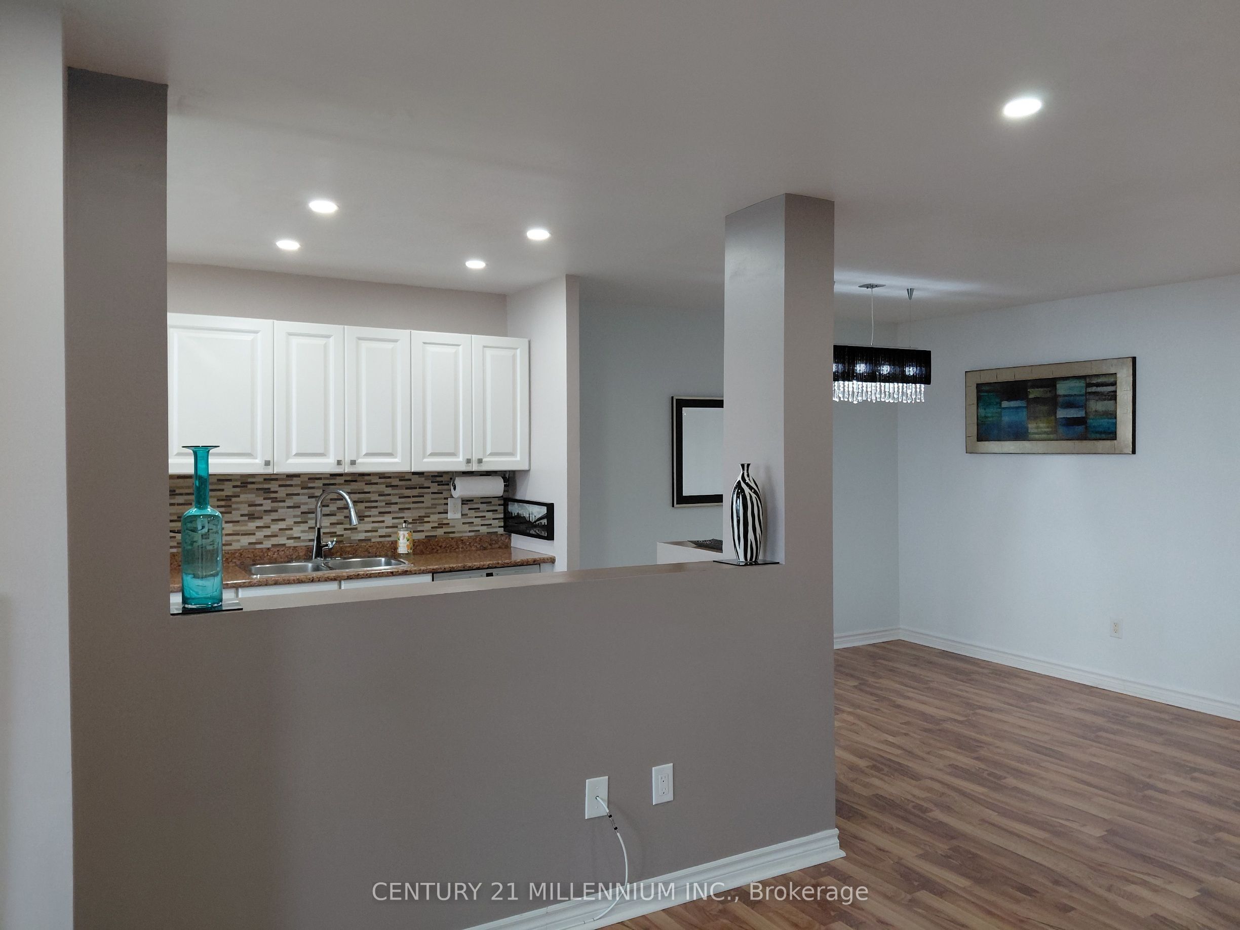 25 Kensington Road 1903, Brampton, ON L6T 3W8 photo 4