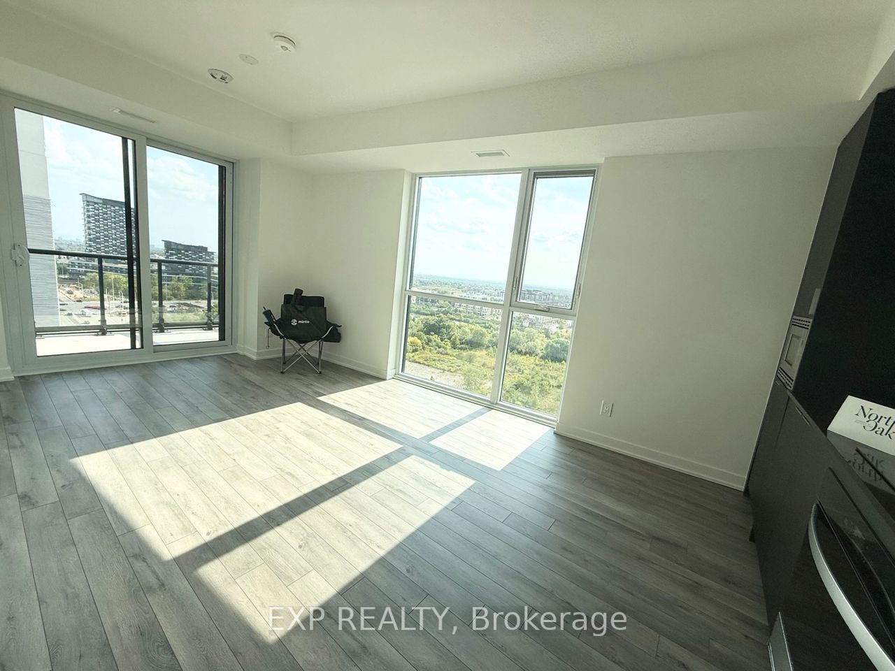 3079 Trafalgar Road 1602, Oakville, ON L6H 8C5 photo 5