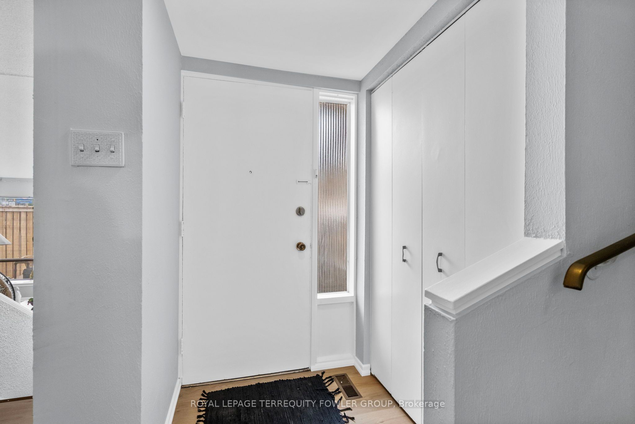260 John Garland Boulevard 224, Toronto, ON M9V 1N8 photo 2