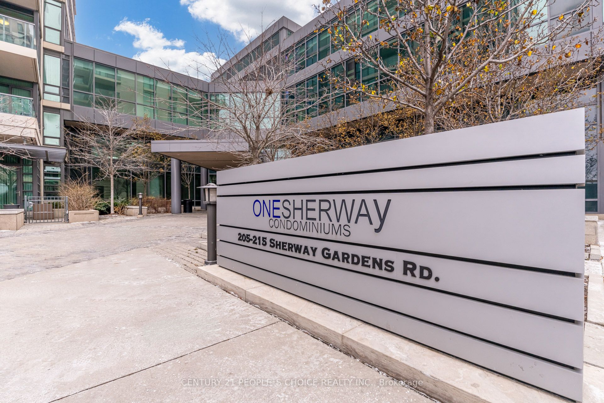 215 Sherway Gardens Road 2005, Toronto, ON M9C 0A5 photo 2