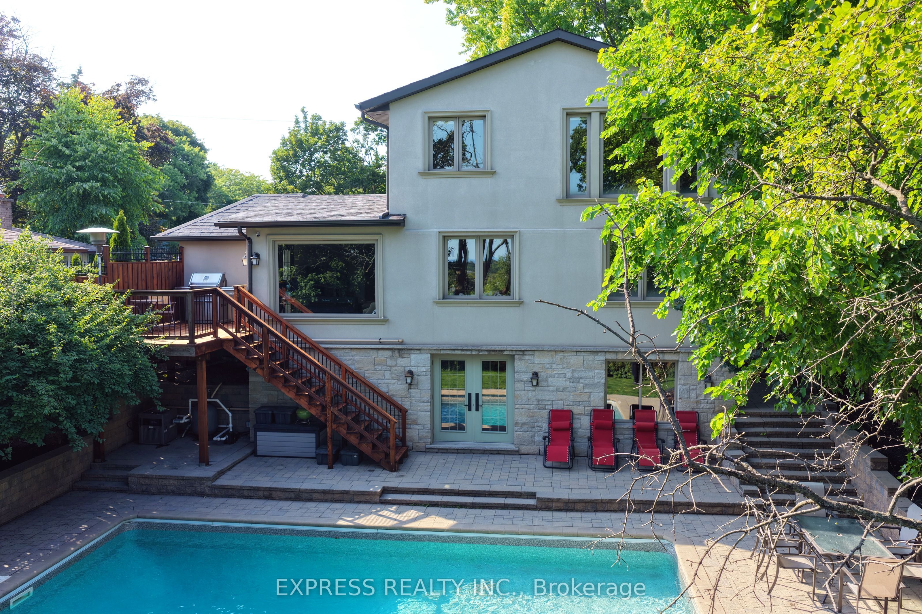 506 Falgarwood Drive, Oakville, ON L6H 1N3 photo 3