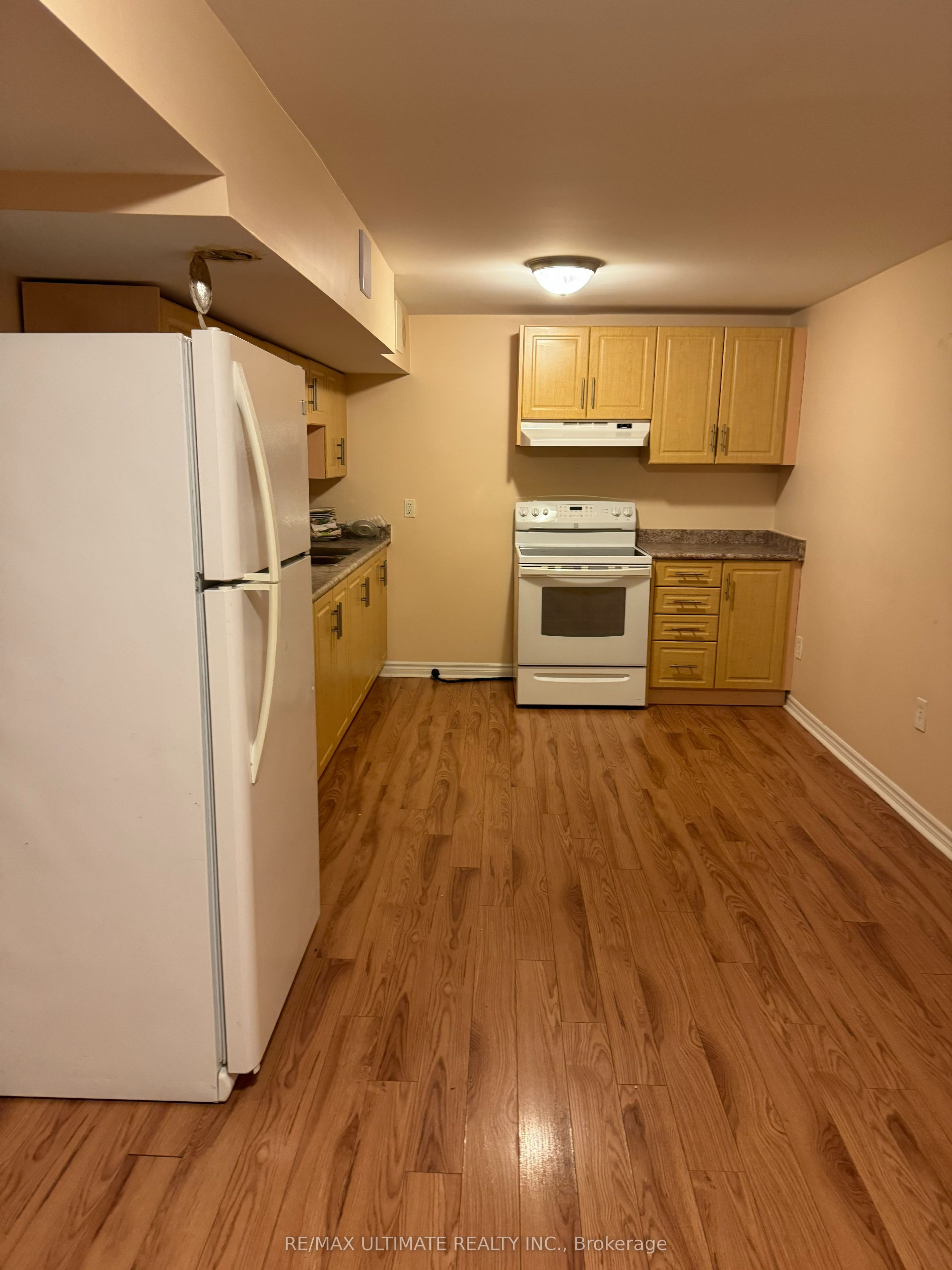 58 Braidwood Lake Road Basement, Brampton, ON L6Z 1X6 photo 3