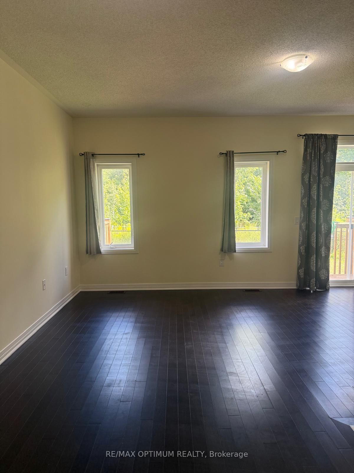 24 Brixham Lane, Brampton, ON L7A 5K2 photo 3