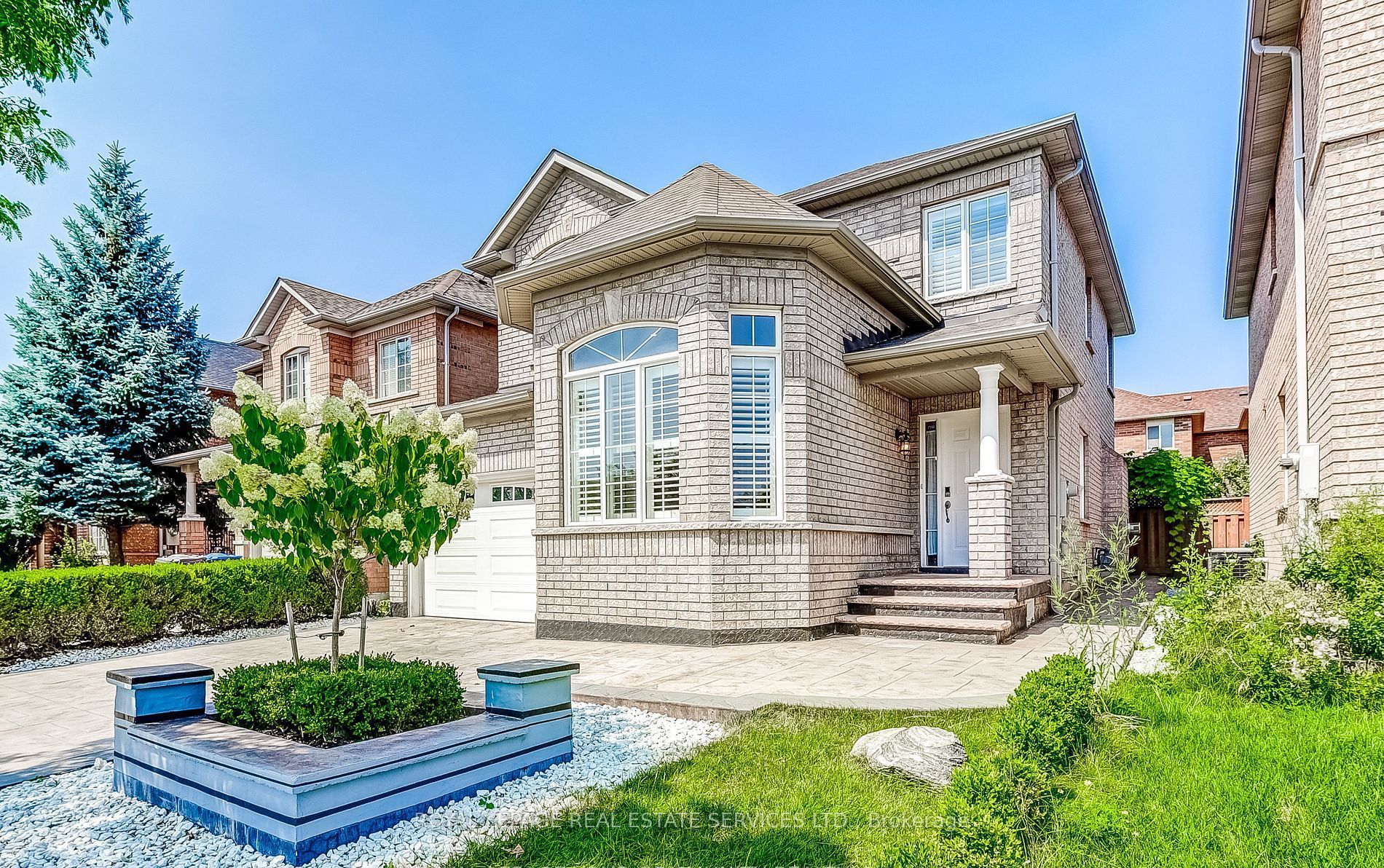 3285 McDowell Drive, Mississauga, ON L5M 6S1 photo 3