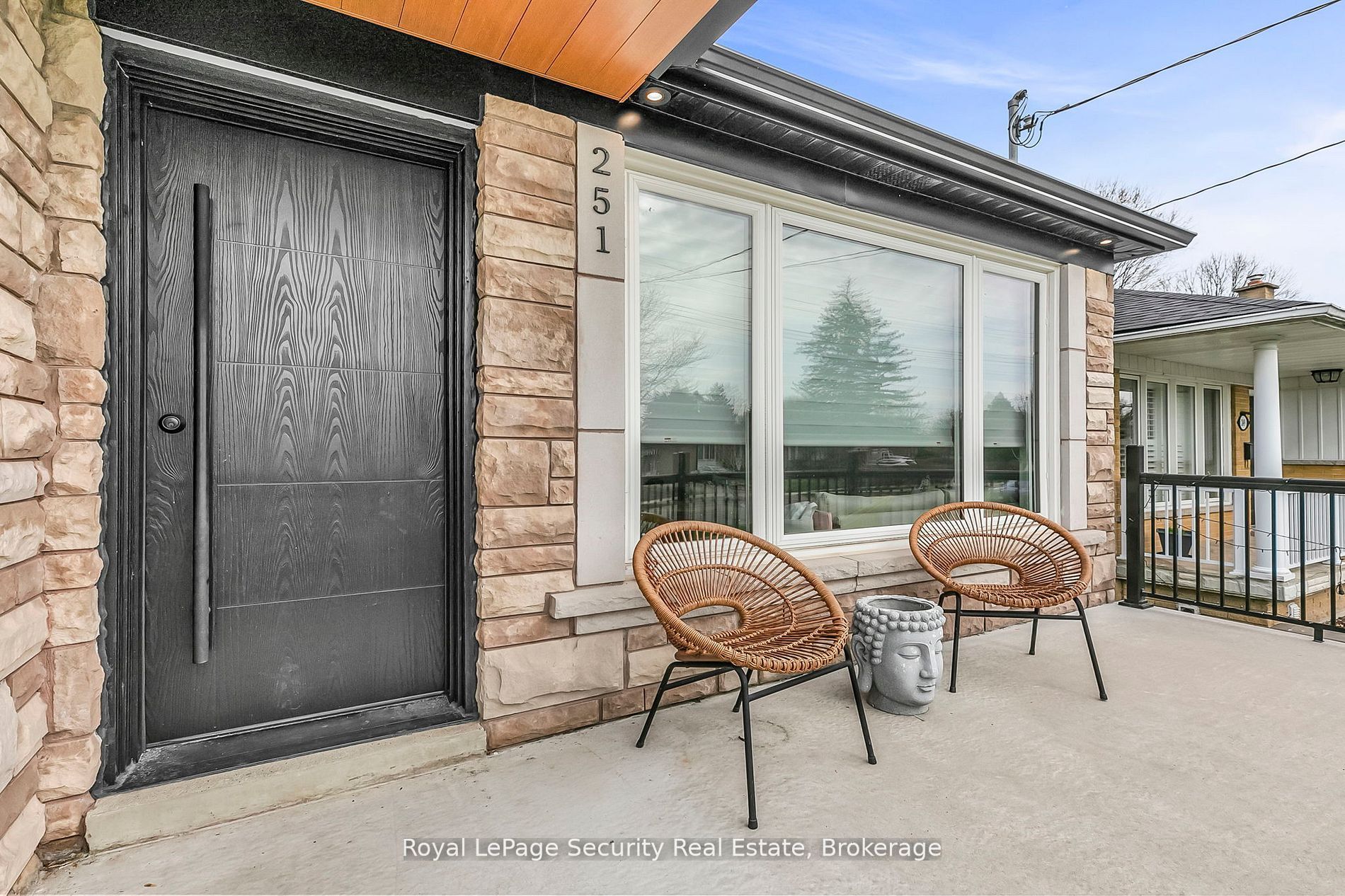 251 Thistle Down Boulevard, Toronto, ON M9V 1K6 photo 4