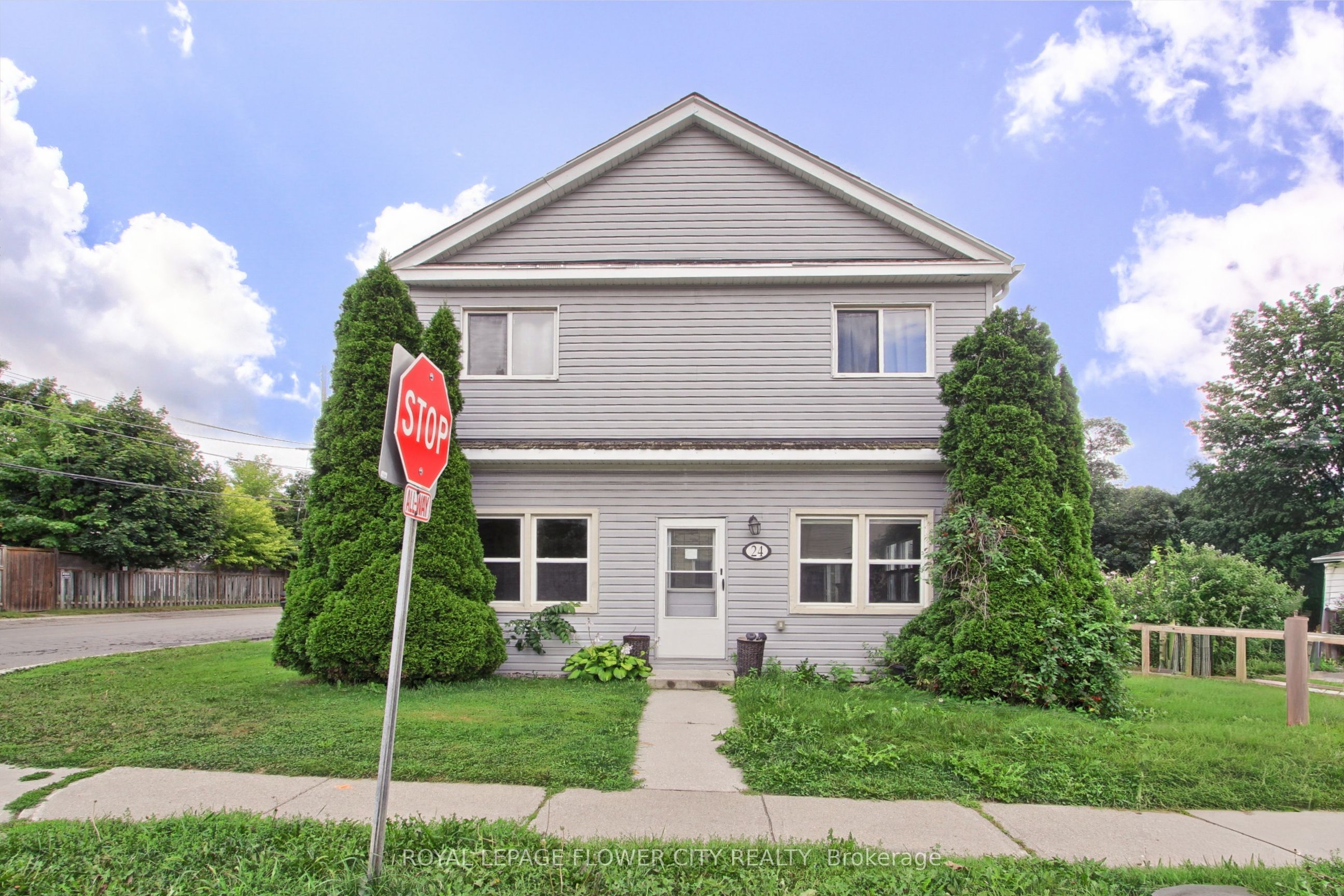 24 John Street Main Floor, Halton Hills, ON L7G 2J7
