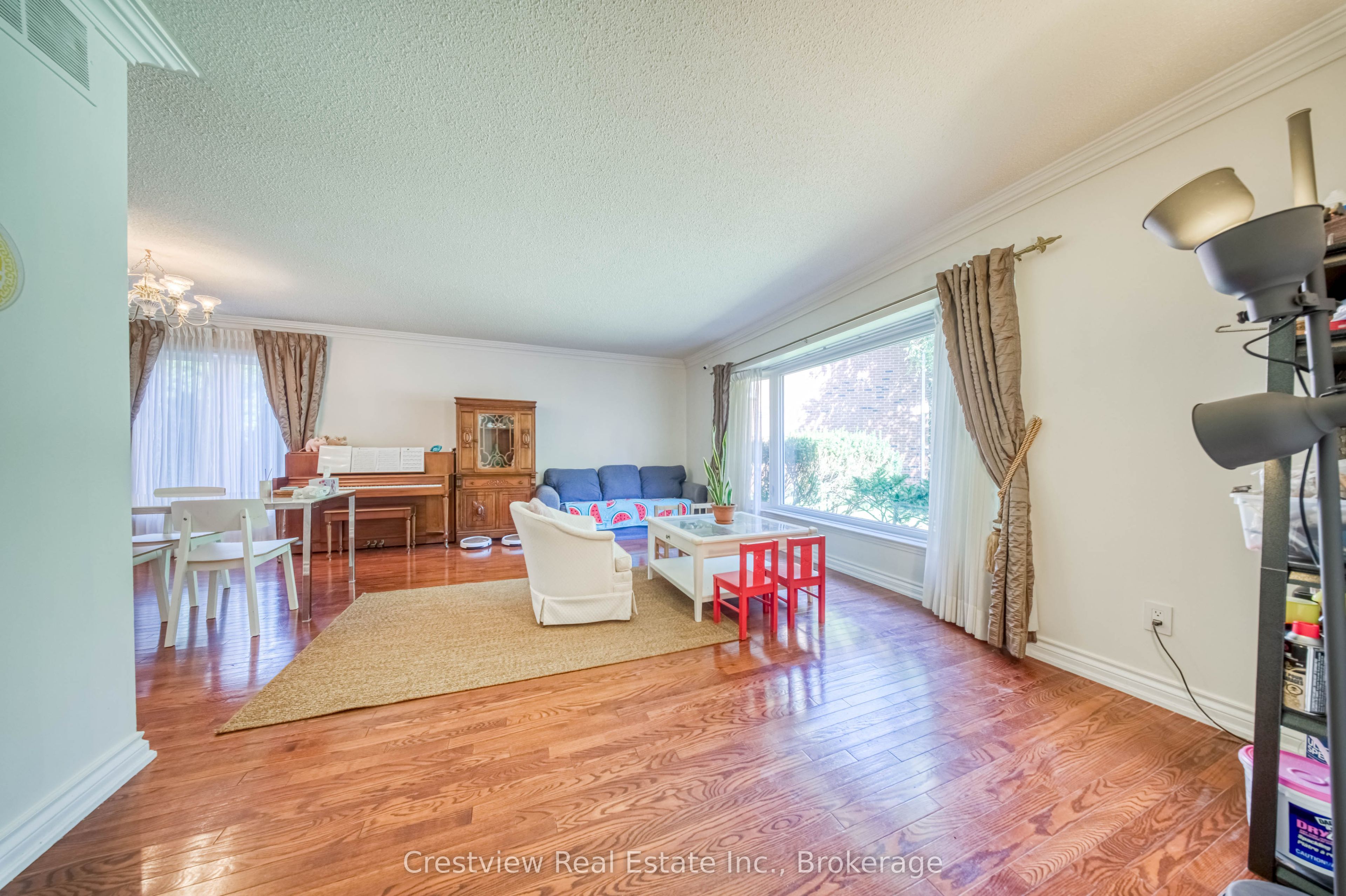 2308 BOW VALLEY Court, Oakville, ON L6J 6H2 photo 3