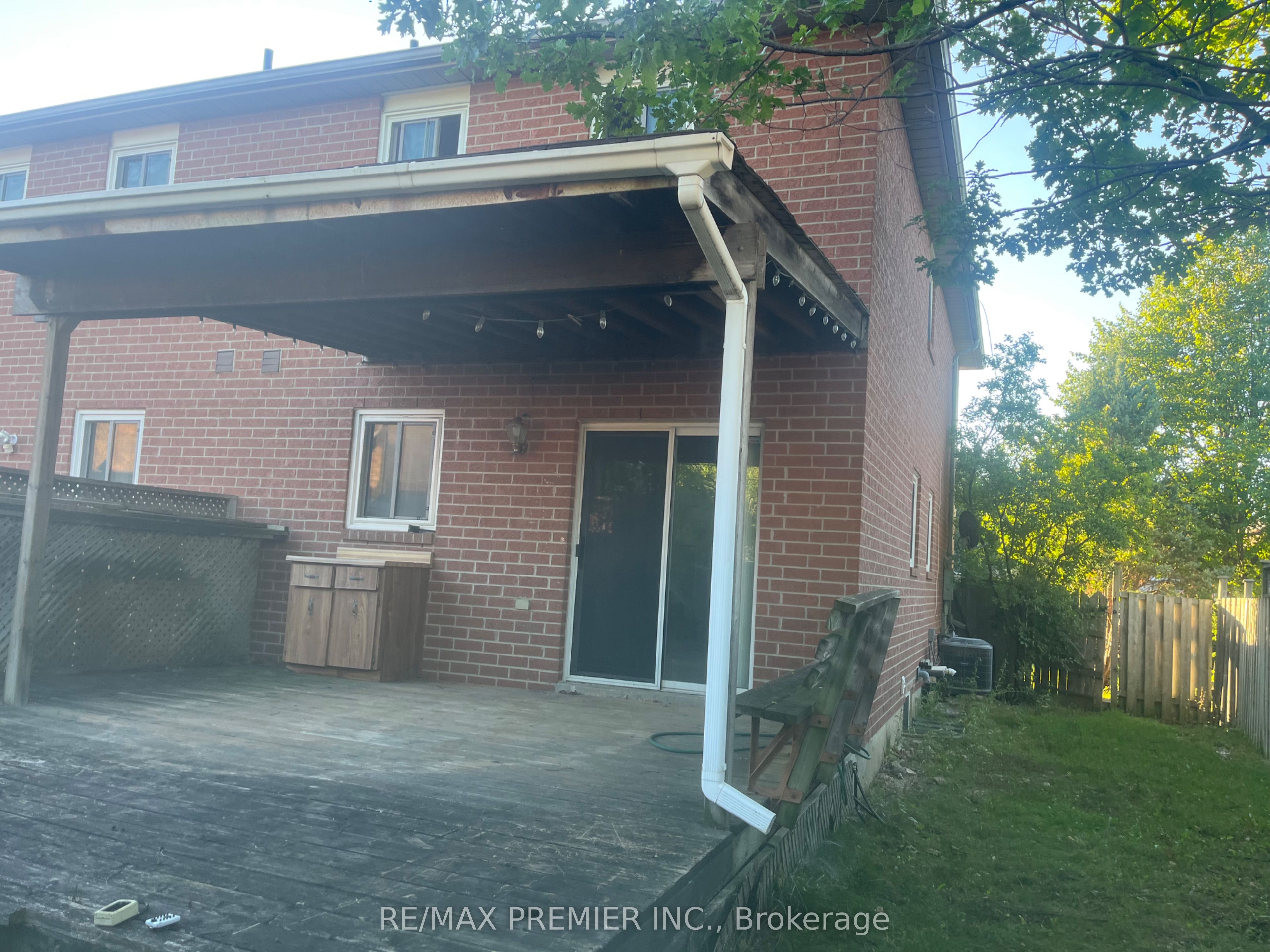 133 Saddletree Trail N, Brampton, ON L6X 4M9 photo 4