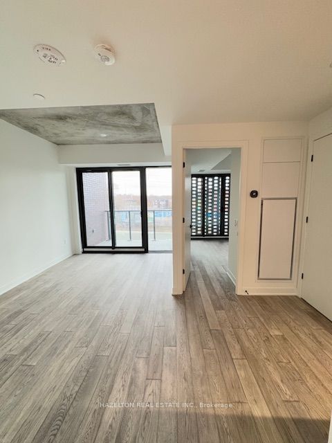 2625 Dundas Street W 413, Toronto, ON M6P 0C5