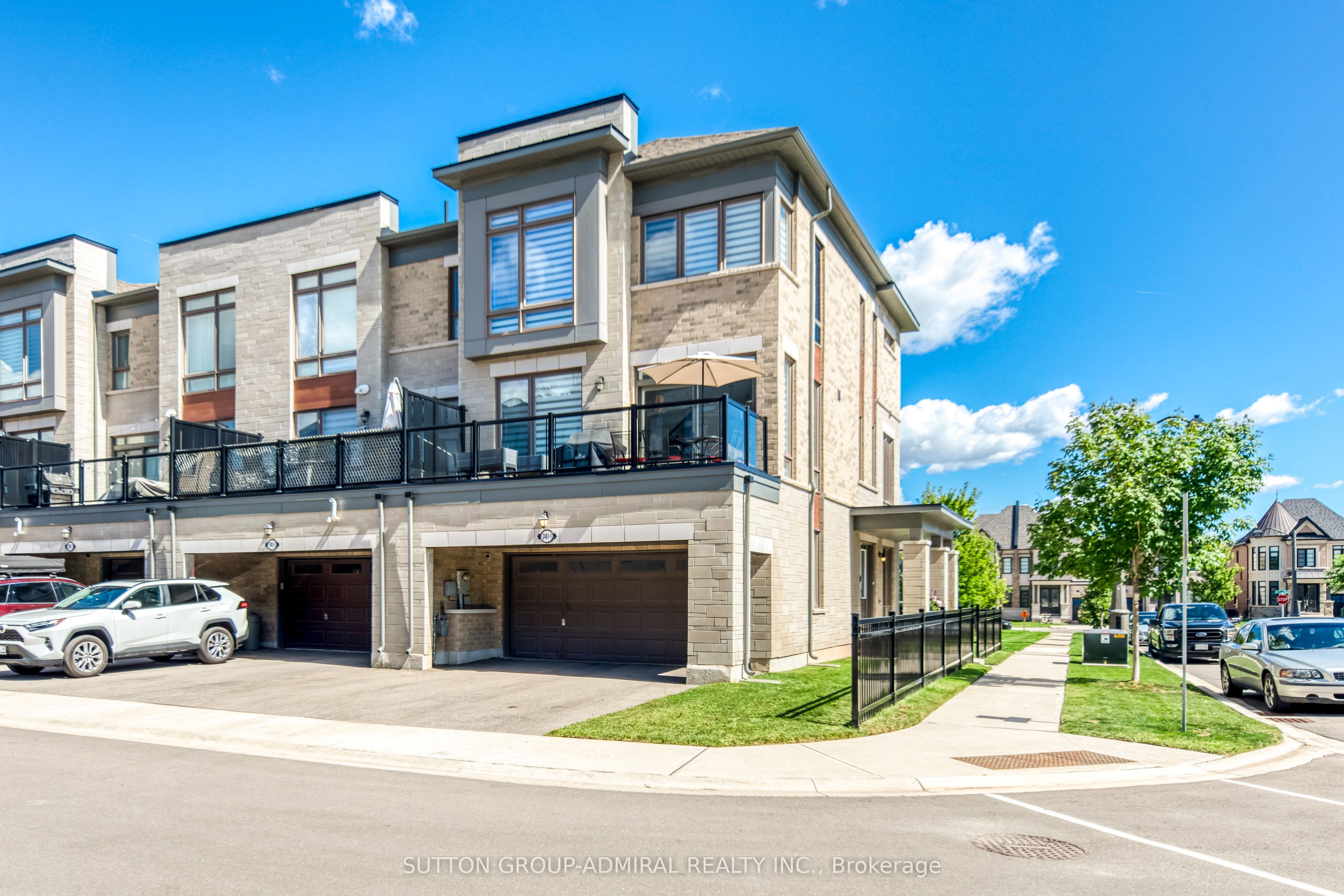 2481 Badger Crescent 1, Oakville, ON L6M 5M1 photo 3