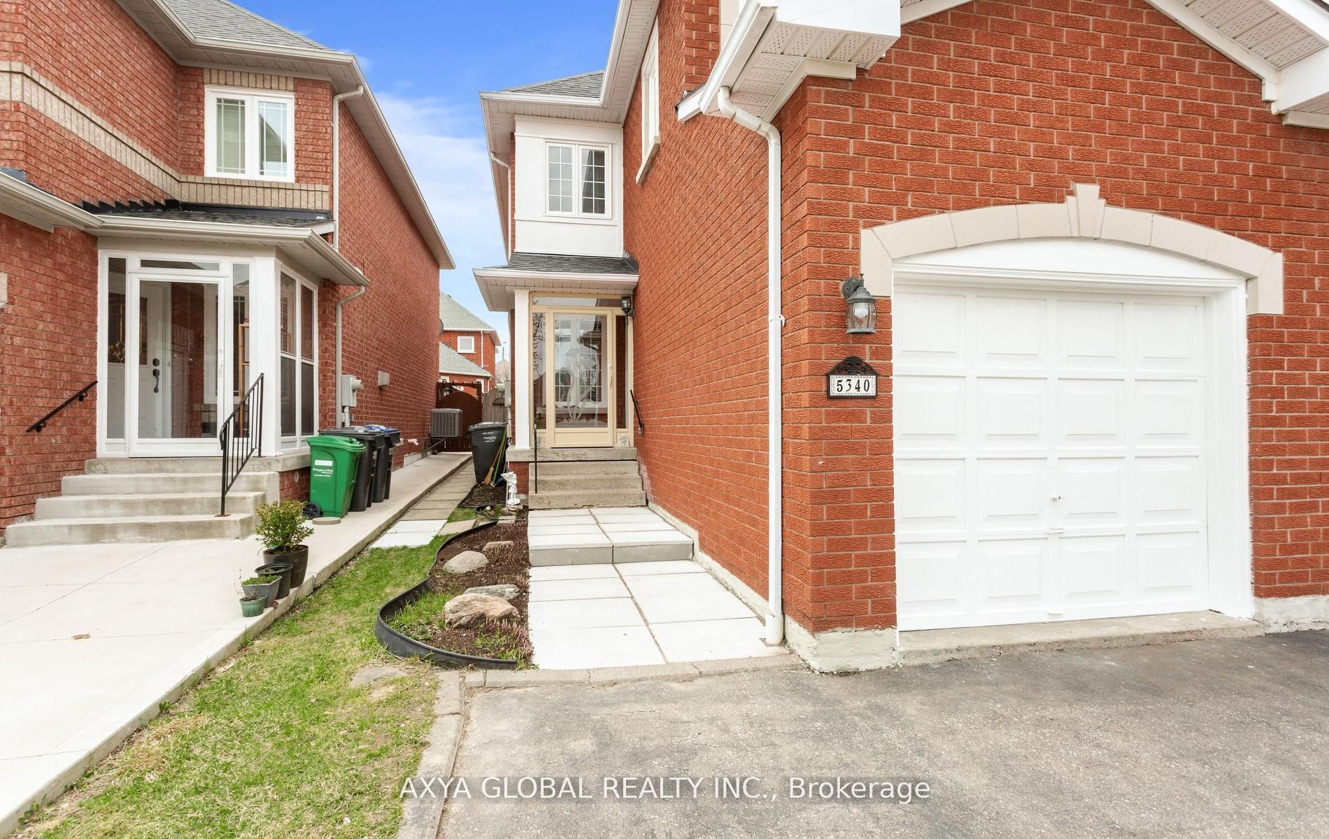 5340 Byford Place, Mississauga, ON L4Z 3W9 photo 2