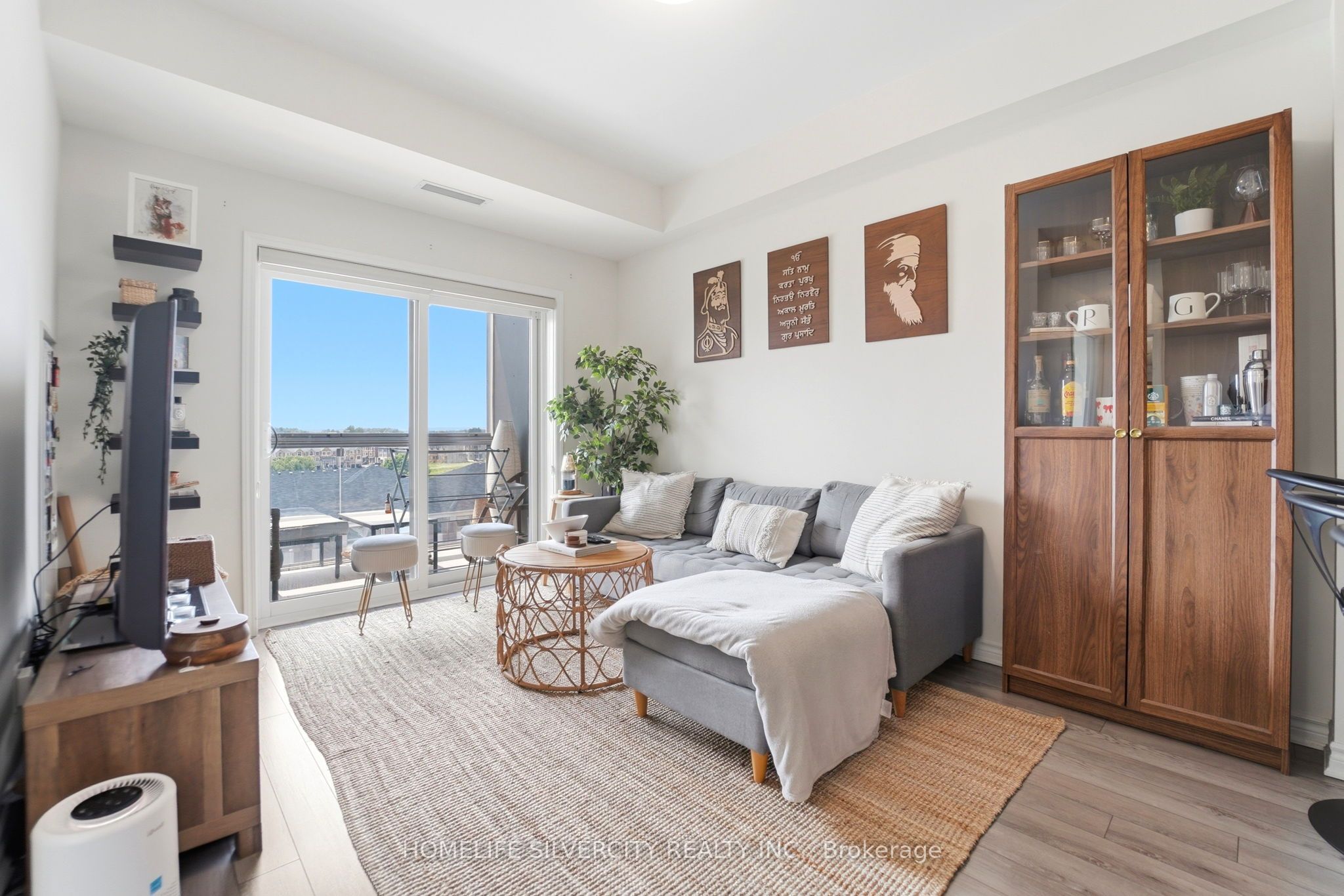 200 Lagerfeld Drive 604, Brampton, ON L7A 5G5 photo 3