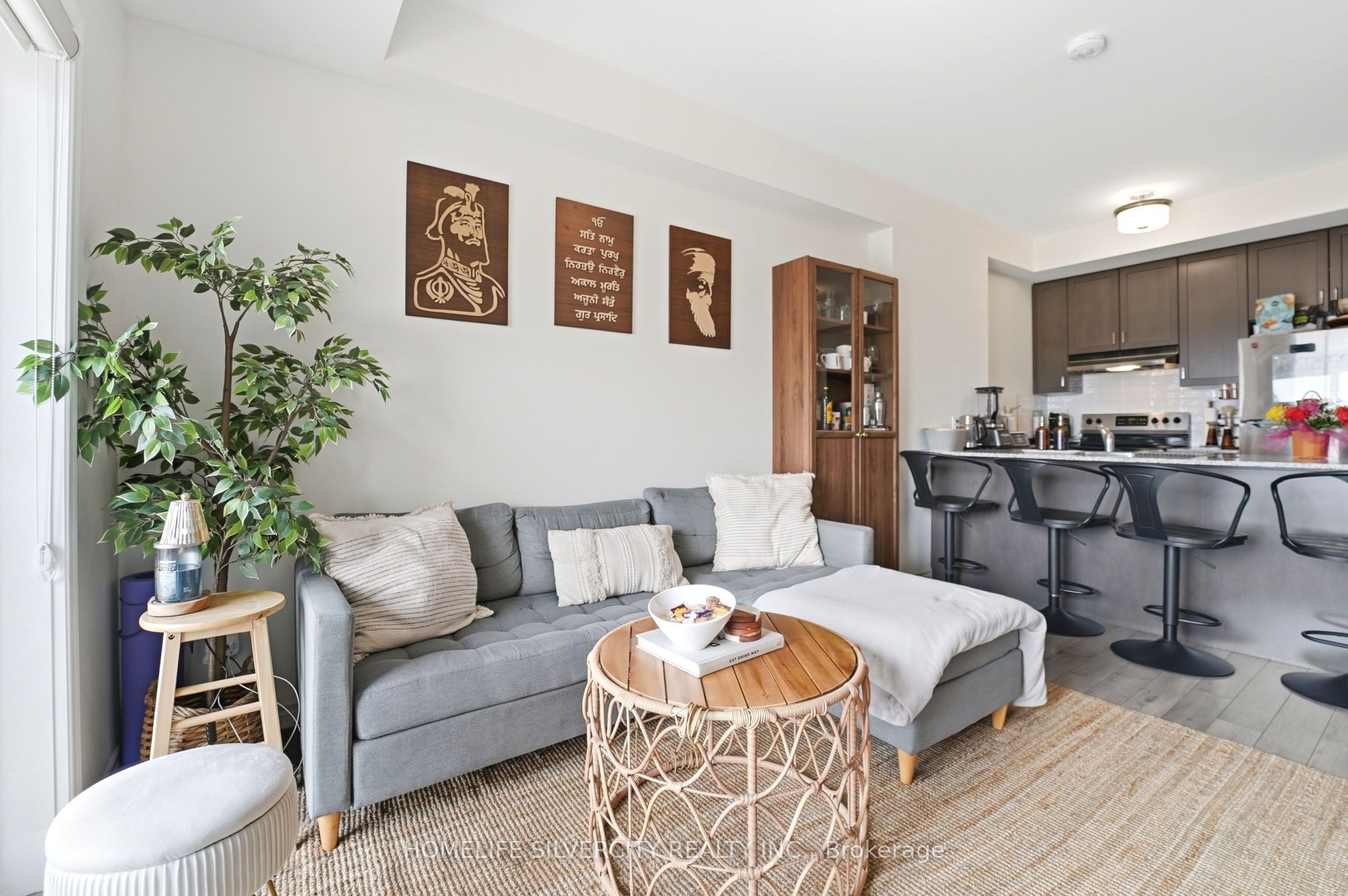 200 Lagerfeld Drive 604, Brampton, ON L7A 5G5 photo 4