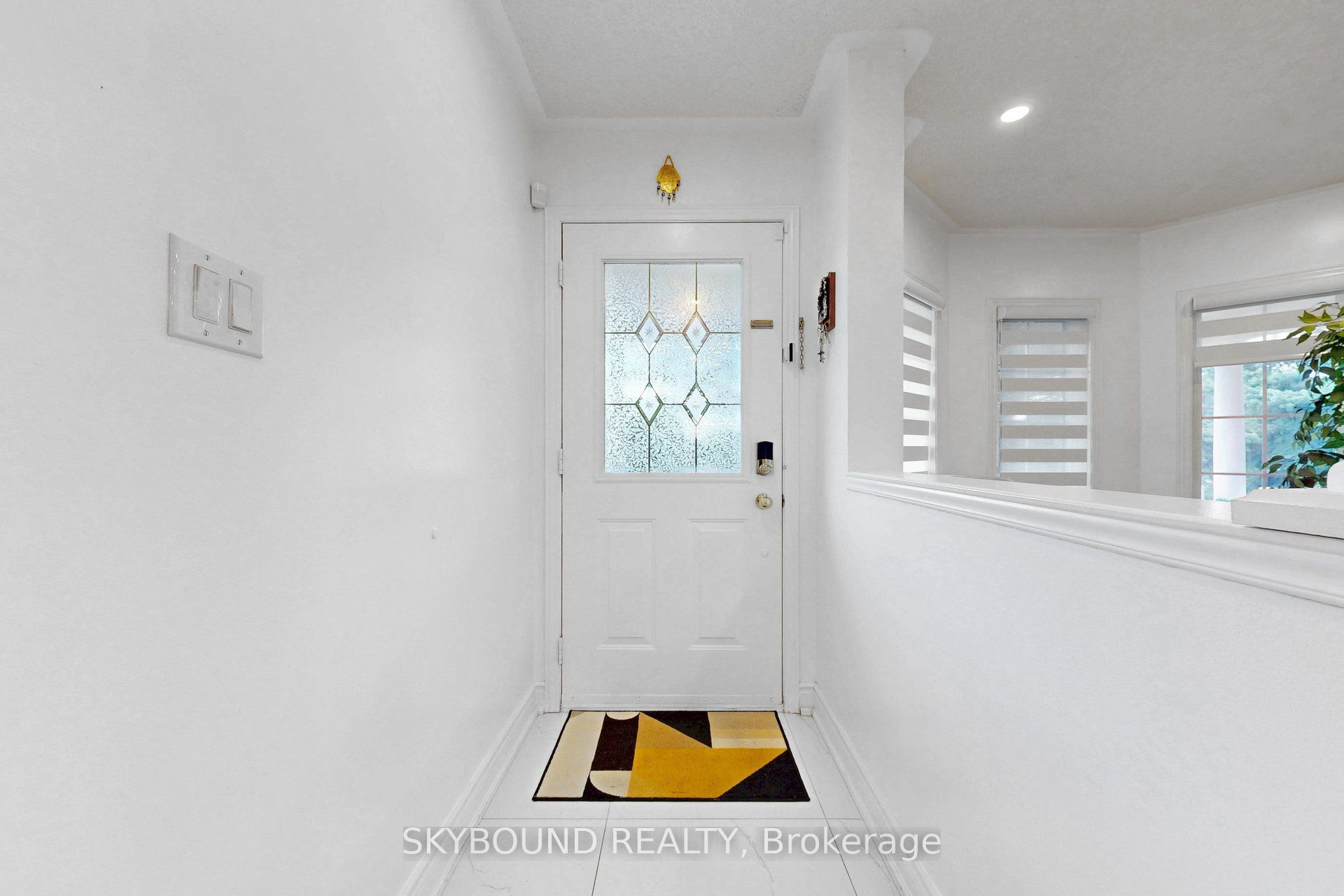 5925 Manzanillo Crescent, Mississauga, ON L5M 6Y6 photo 4