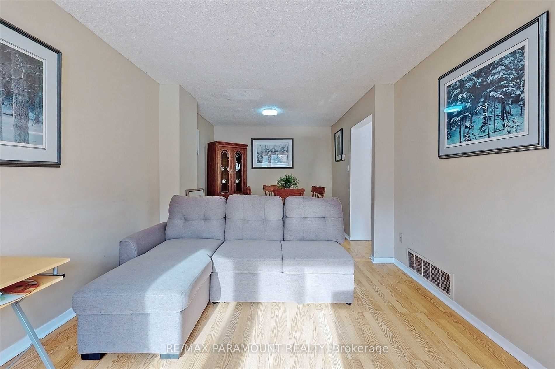 57 Royal Salisbury Way, Brampton, ON L6V 3J3 photo 5