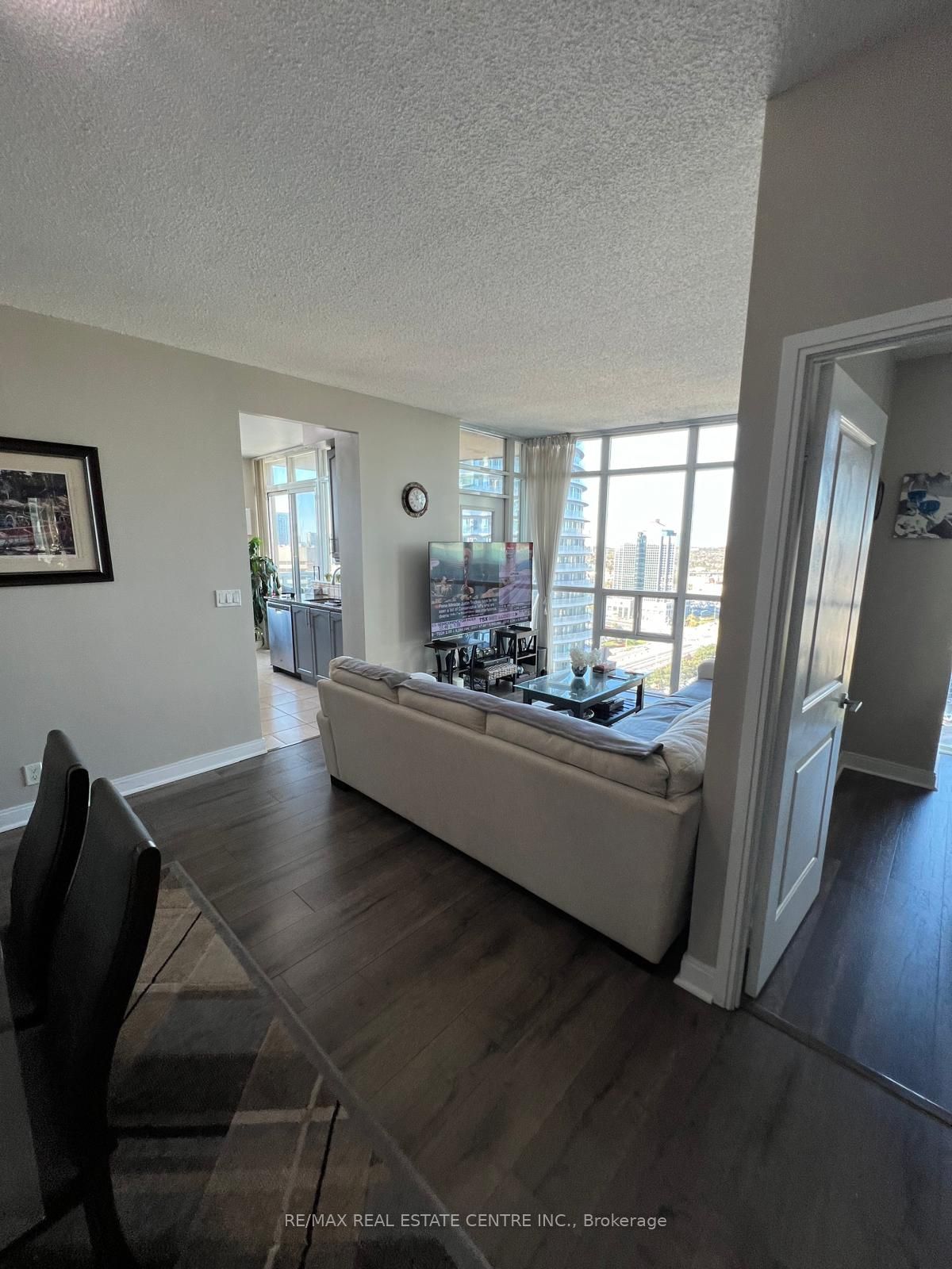 70 Absolute Avenue 2109, Mississauga, ON L4Z 0A4 photo 4