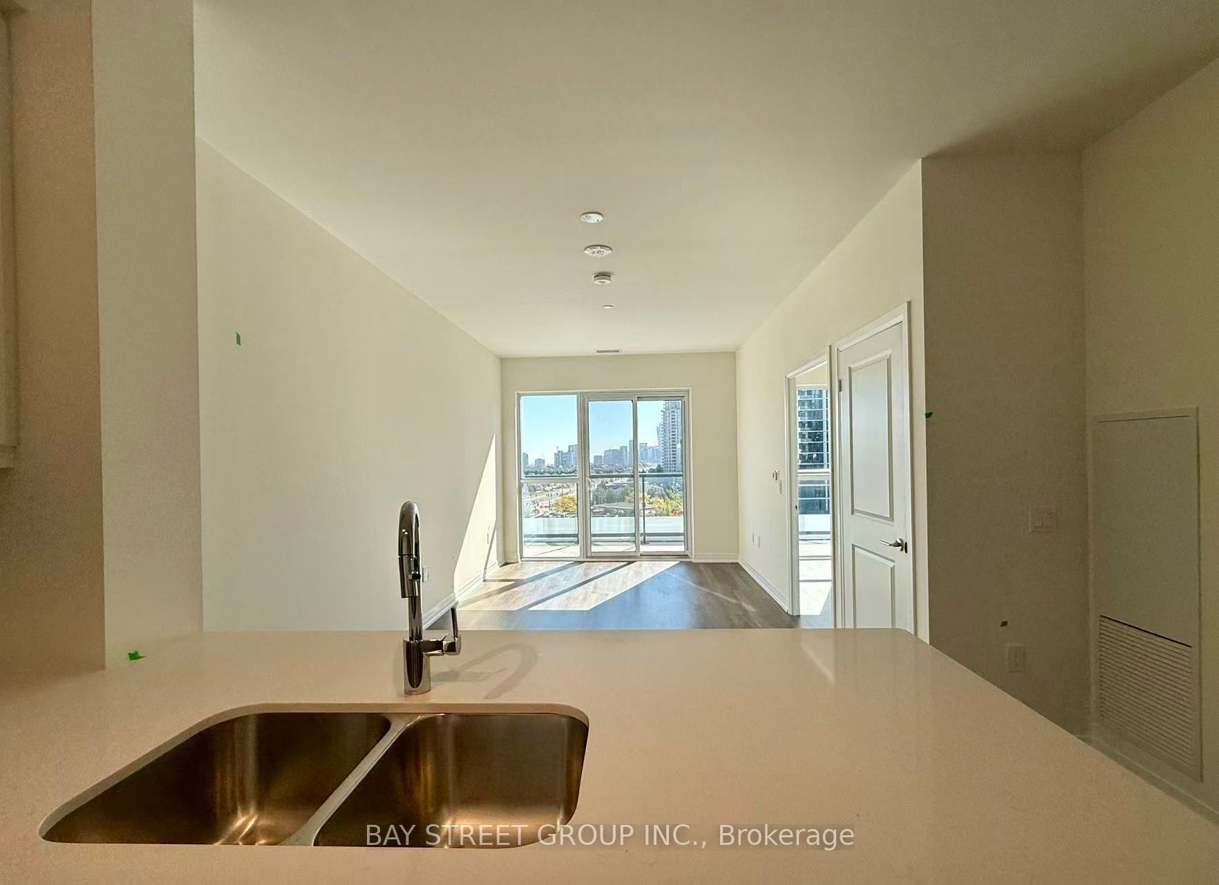 15 Watergarden Drive 606, Mississauga, ON L5R 0H4 photo 4