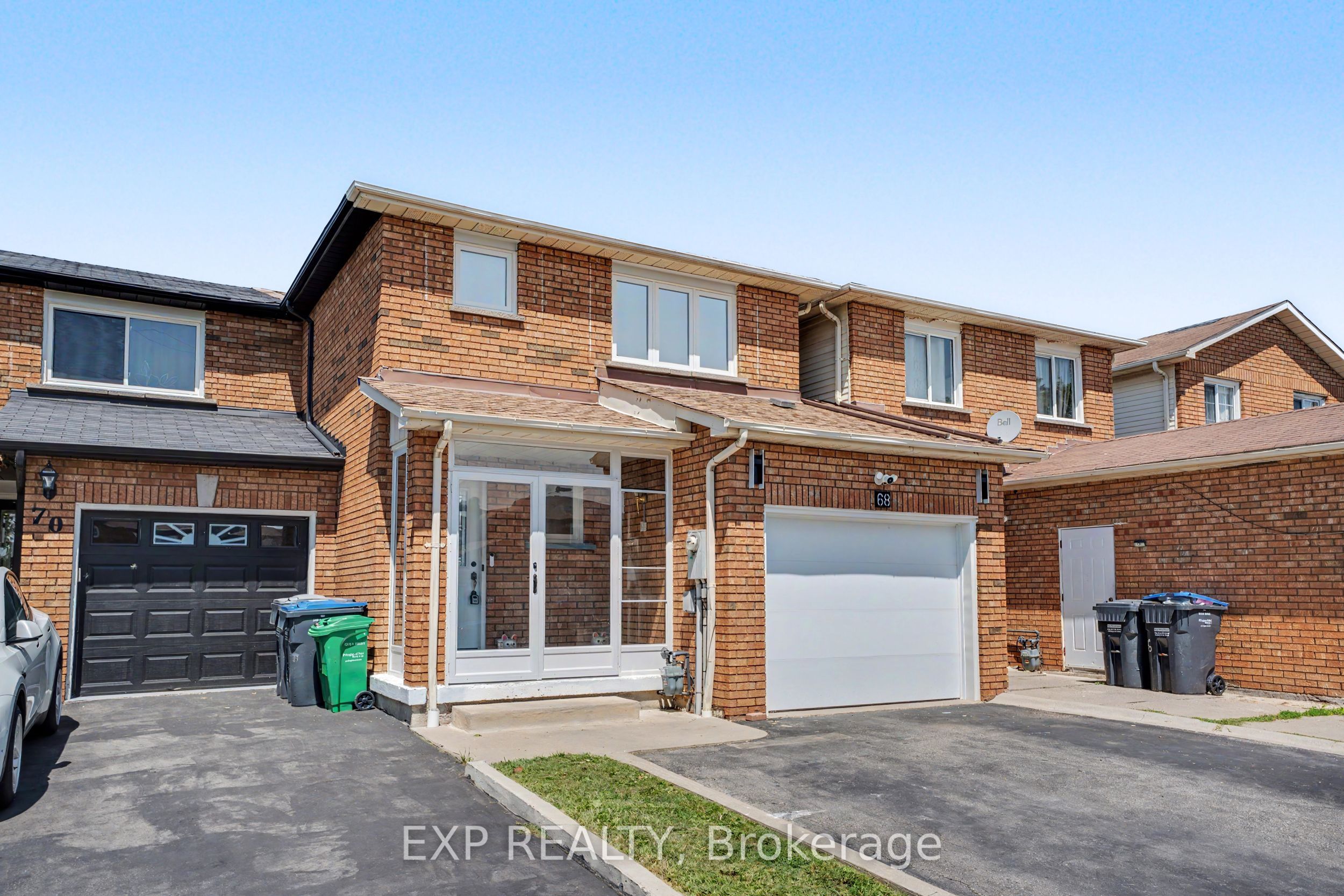 68 Tulip Drive, Brampton, ON L6Y 3W7 photo 4
