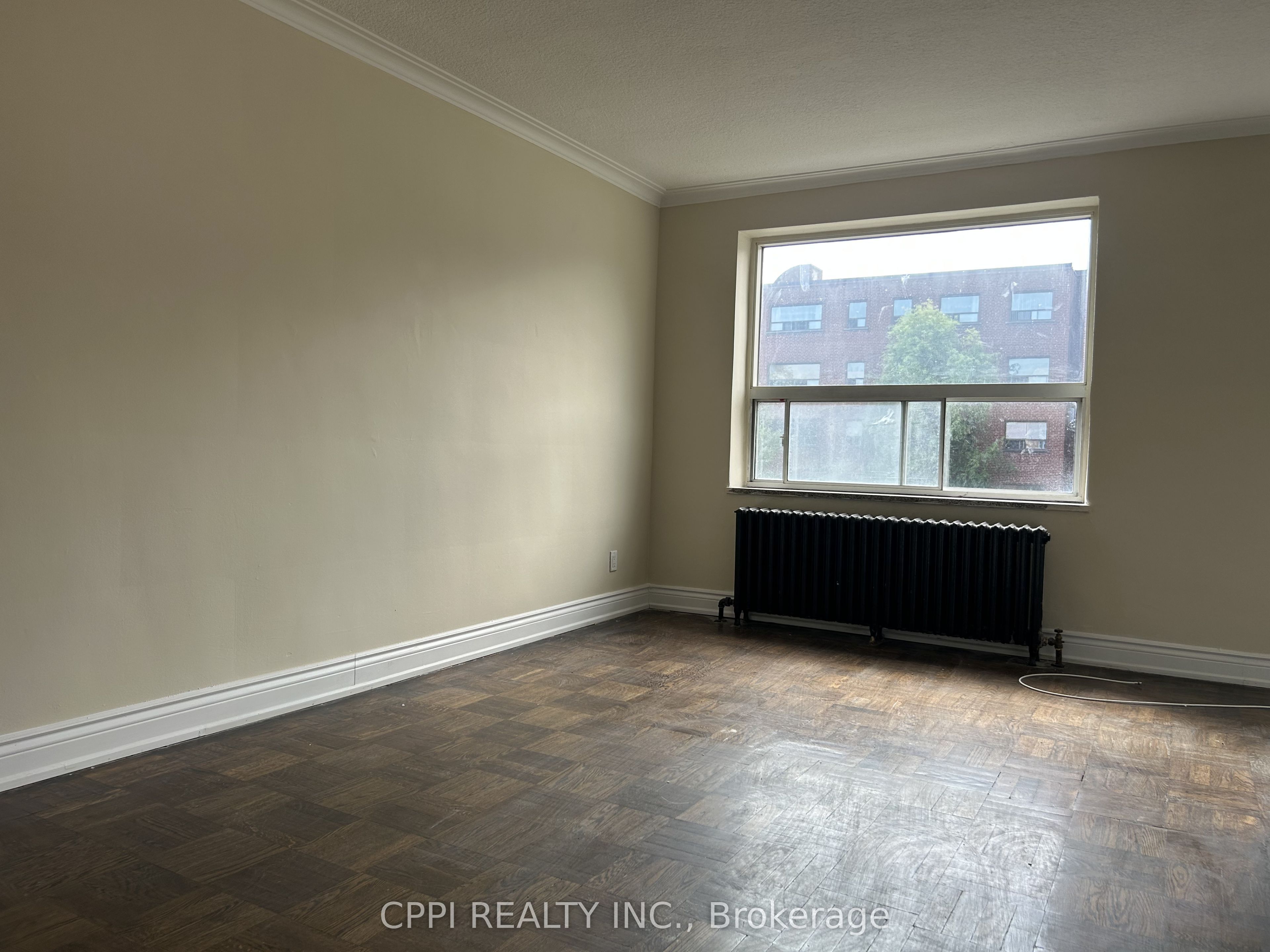 3 Hill Heights Road 202, Toronto, ON M8Y 1Z1 photo 5