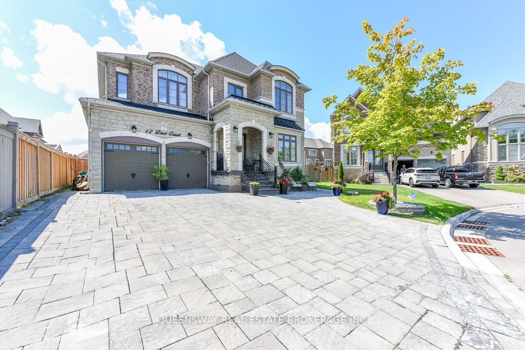 12 Love Court, Brampton, ON L6P 4H6 photo 3