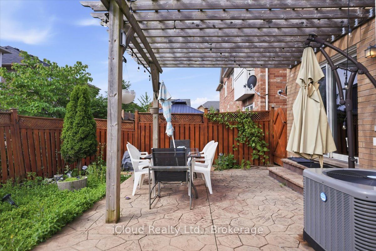270 Whetham Heights, Milton, ON L9T 0N7 photo 5