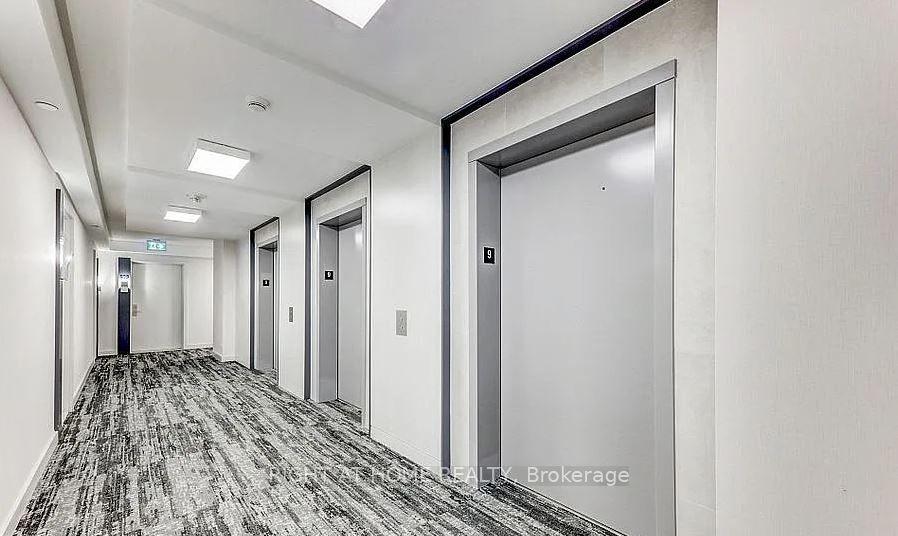 30 Samuel Wood Way 904, Toronto, ON M9B 0C9 photo 4