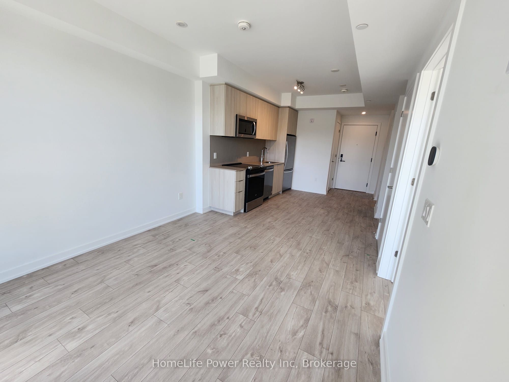 770 Whitlock Avenue 308, Milton, ON L9E 1S2 photo 3