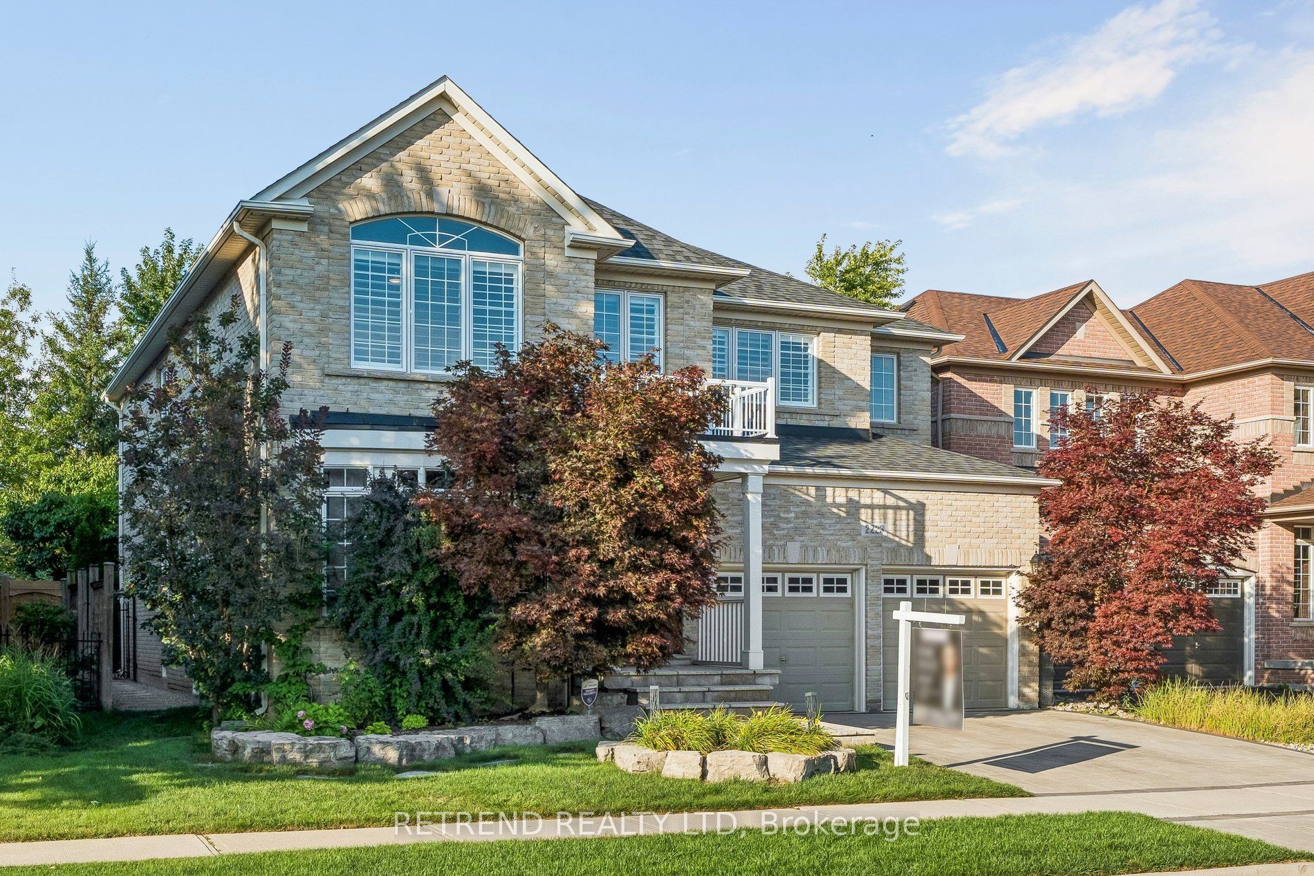2223 Wuthering Heights Way, Oakville, ON L6M 0A3 photo 3