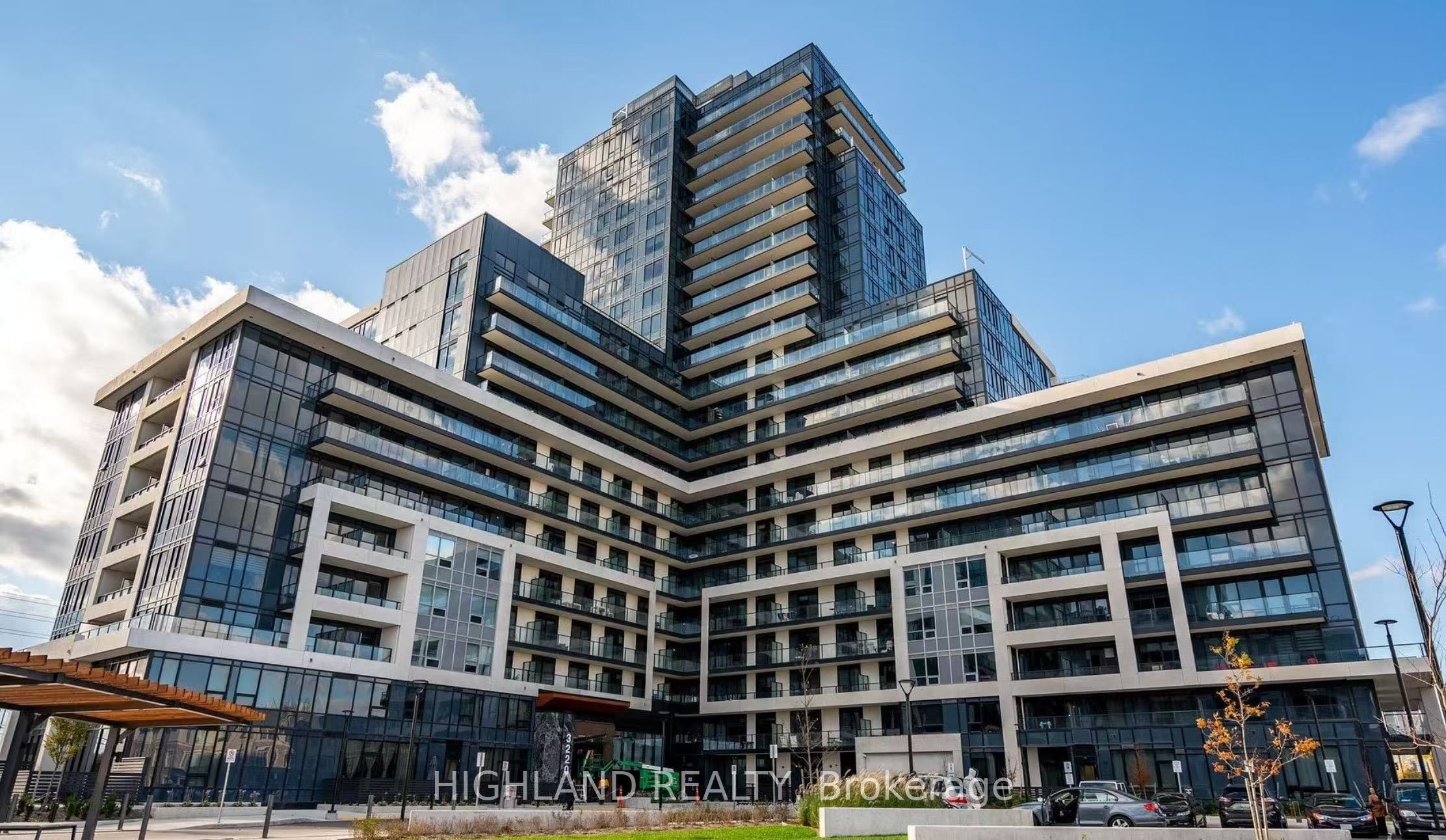 3220 William Coltson Avenue 2006, Oakville, ON L6H 7X9