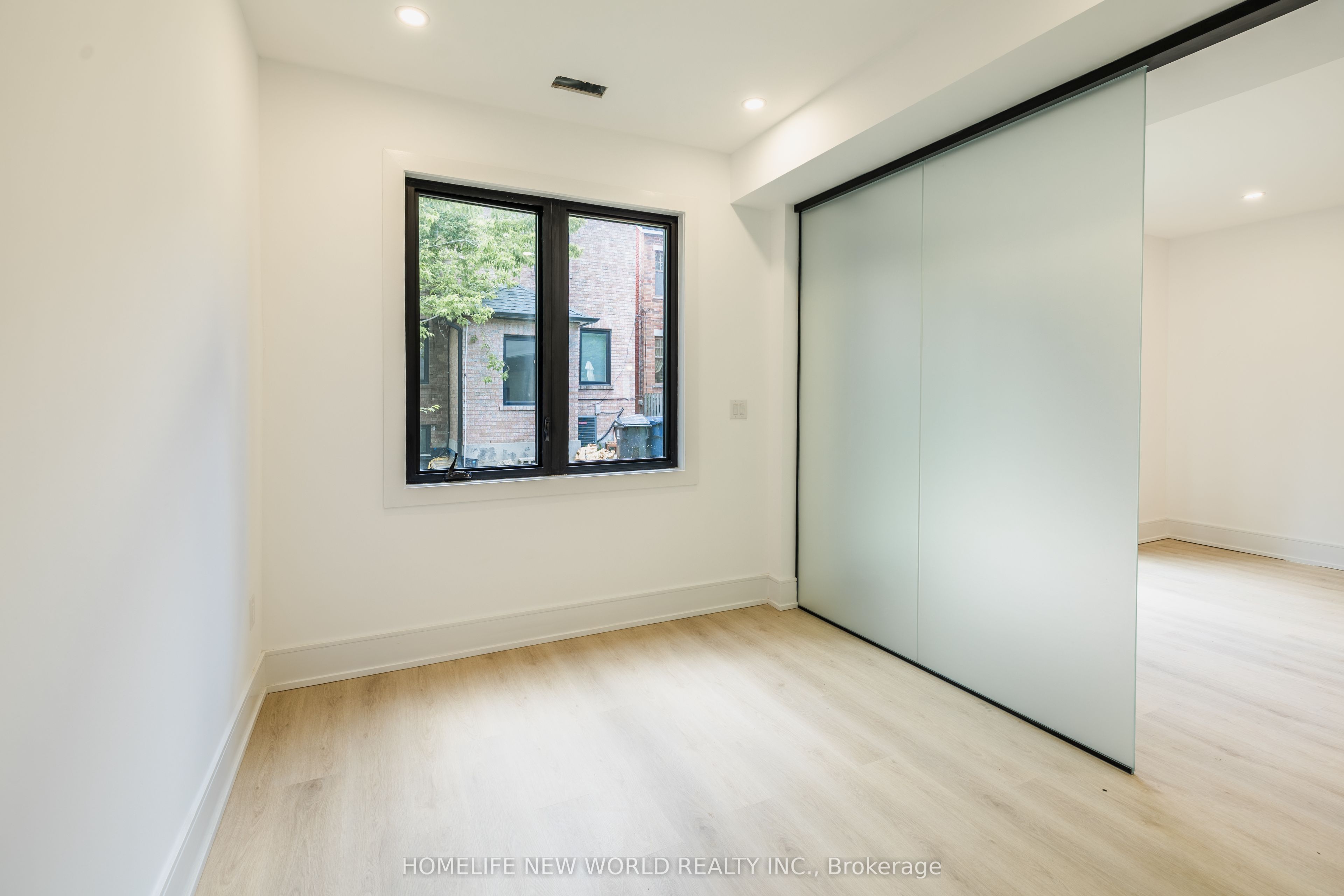679 Gladstone Avenue Laneway, Toronto, ON M6H 3J5 photo 3