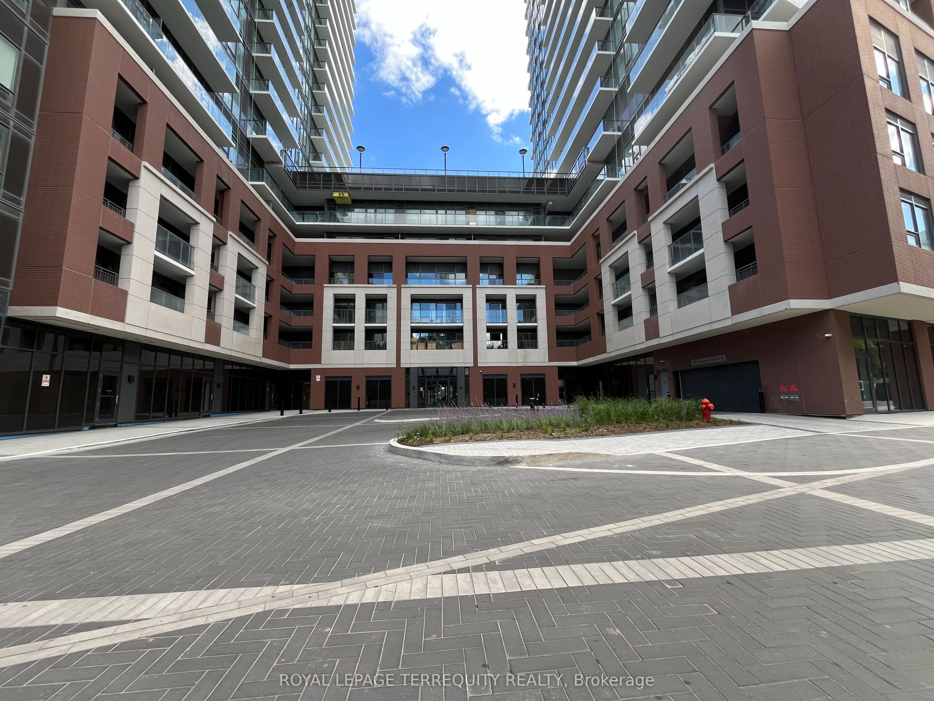 4010 Eglinton Avenue W 1015, Toronto, ON M9A 0G5 photo 2
