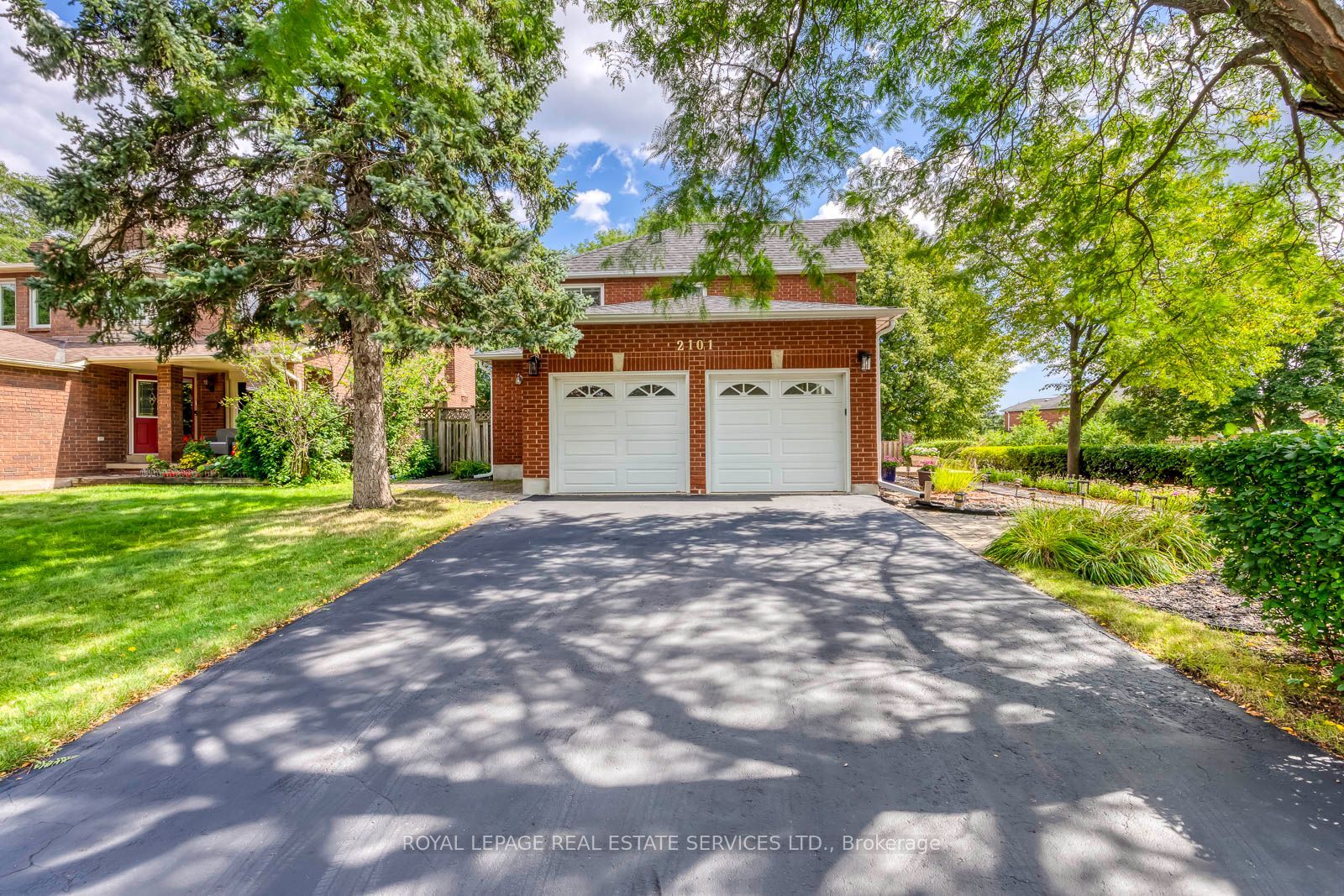 2101 Galena Crescent, Oakville, ON L6H 4A2 photo 3