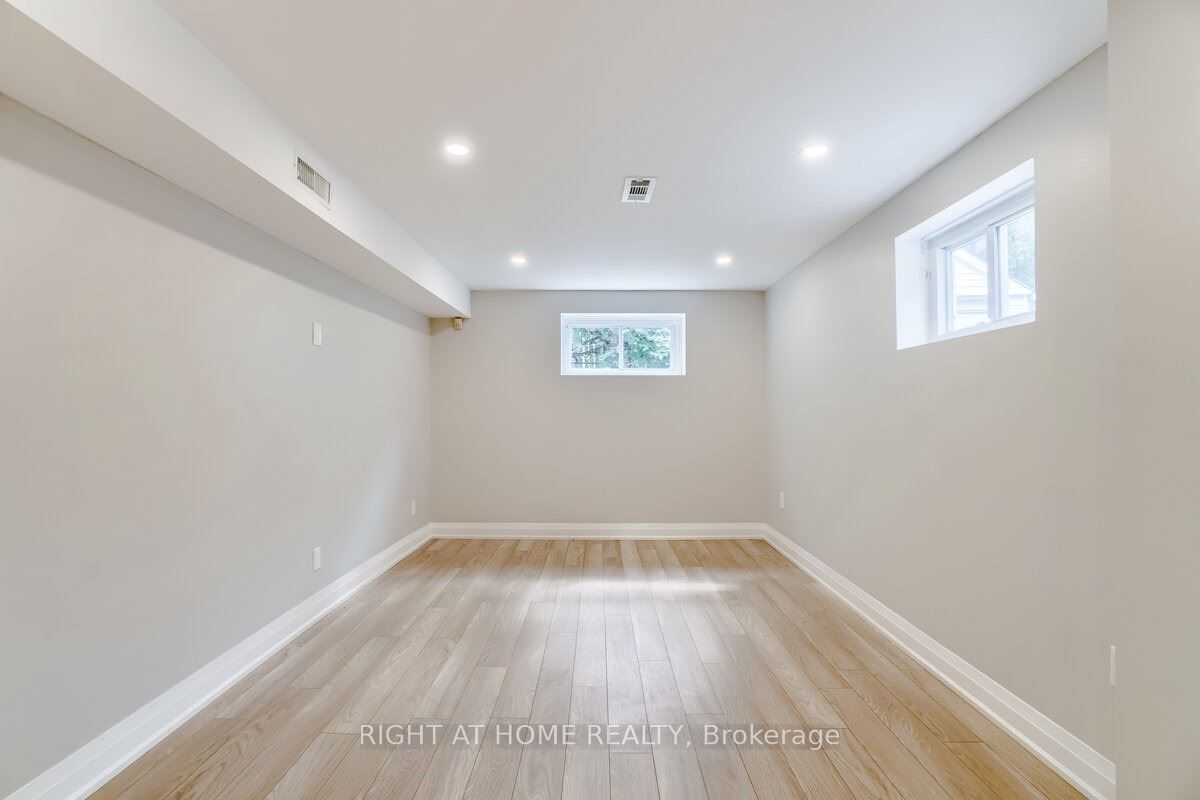 87 Cordella Avenue Basement, Toronto, ON M6N 2J8 photo 3
