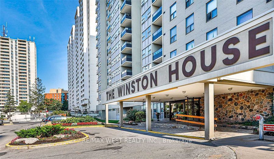75 Emmett Avenue 2307, Toronto, ON M6M 5A7 photo 3